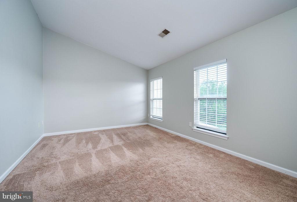 SUNNYBROOK - Residential