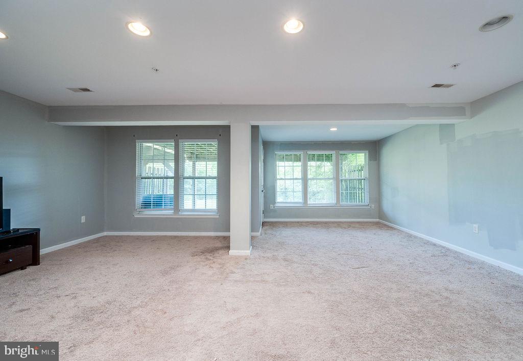 SUNNYBROOK - Residential