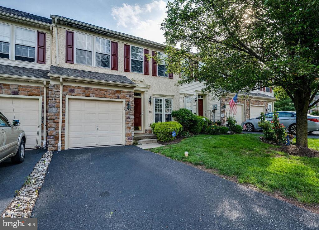 SUNNYBROOK - Residential