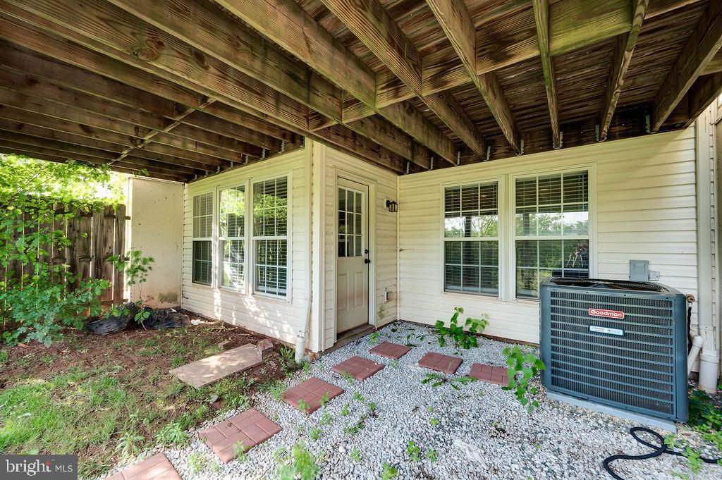 SUNNYBROOK - Residential