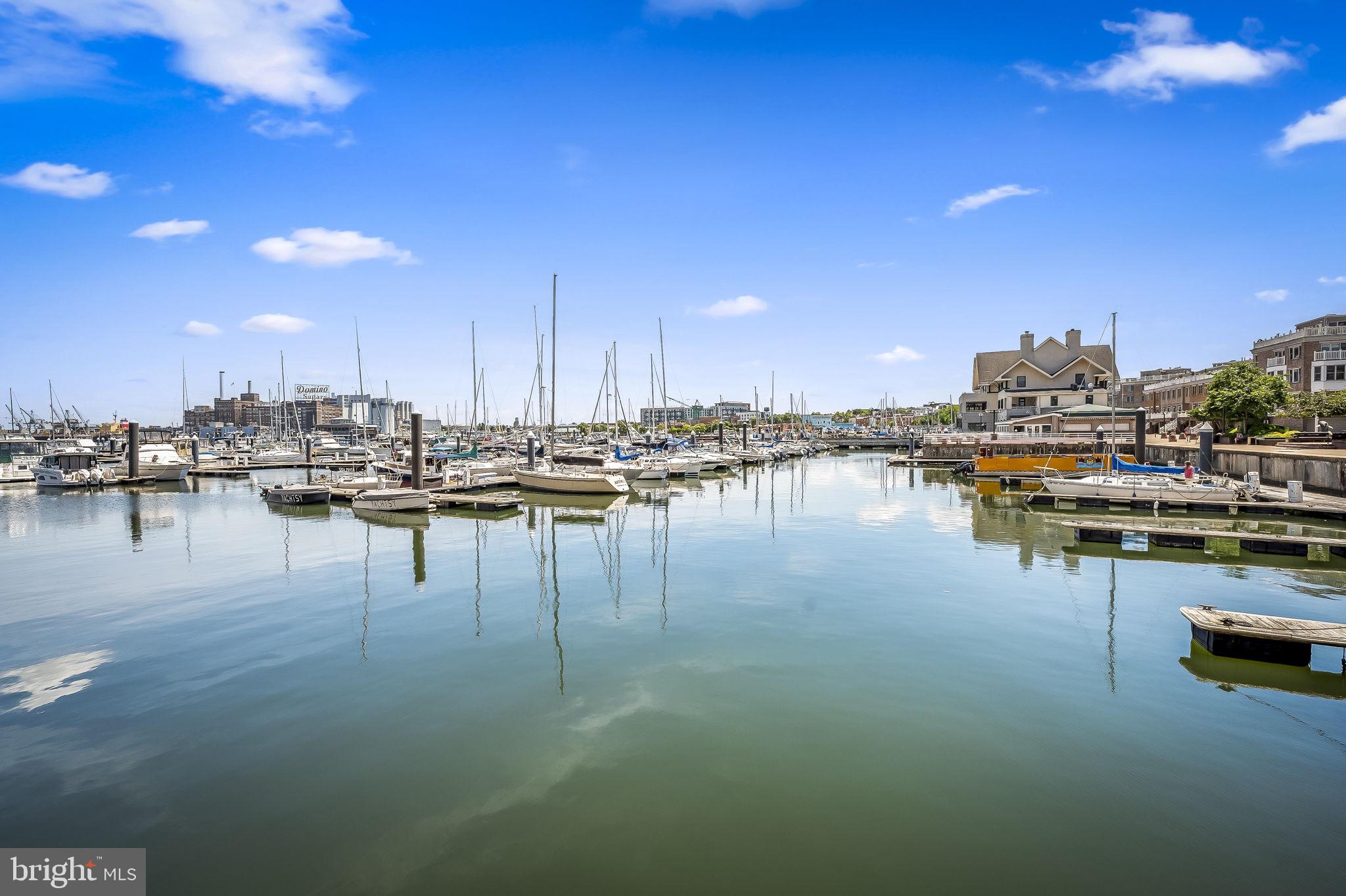 PIERSIDE AT HARBORVIEW - Residential