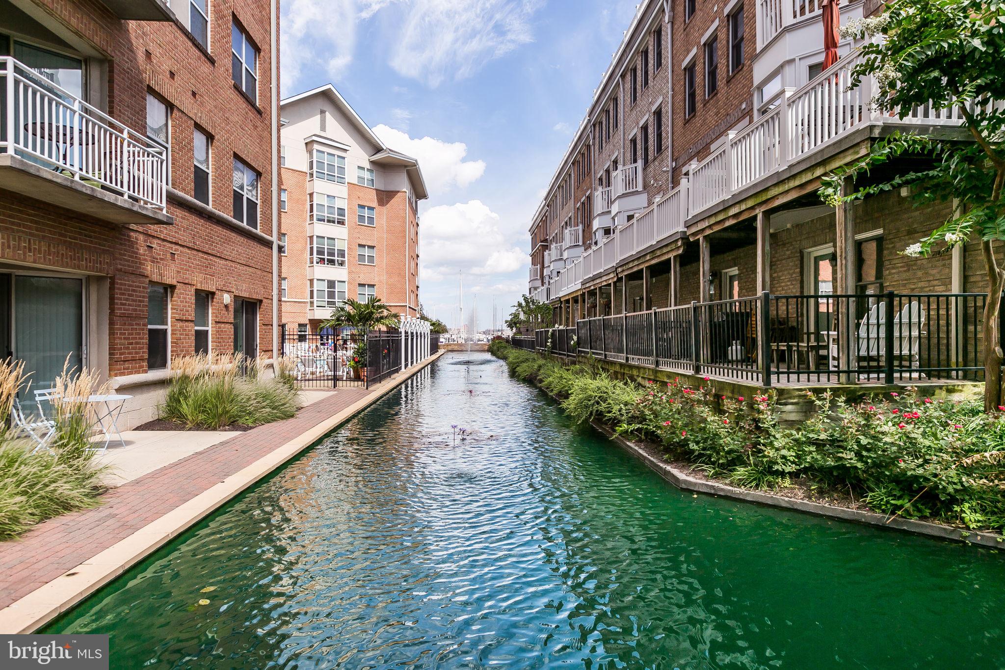 PIERSIDE AT HARBORVIEW - Residential