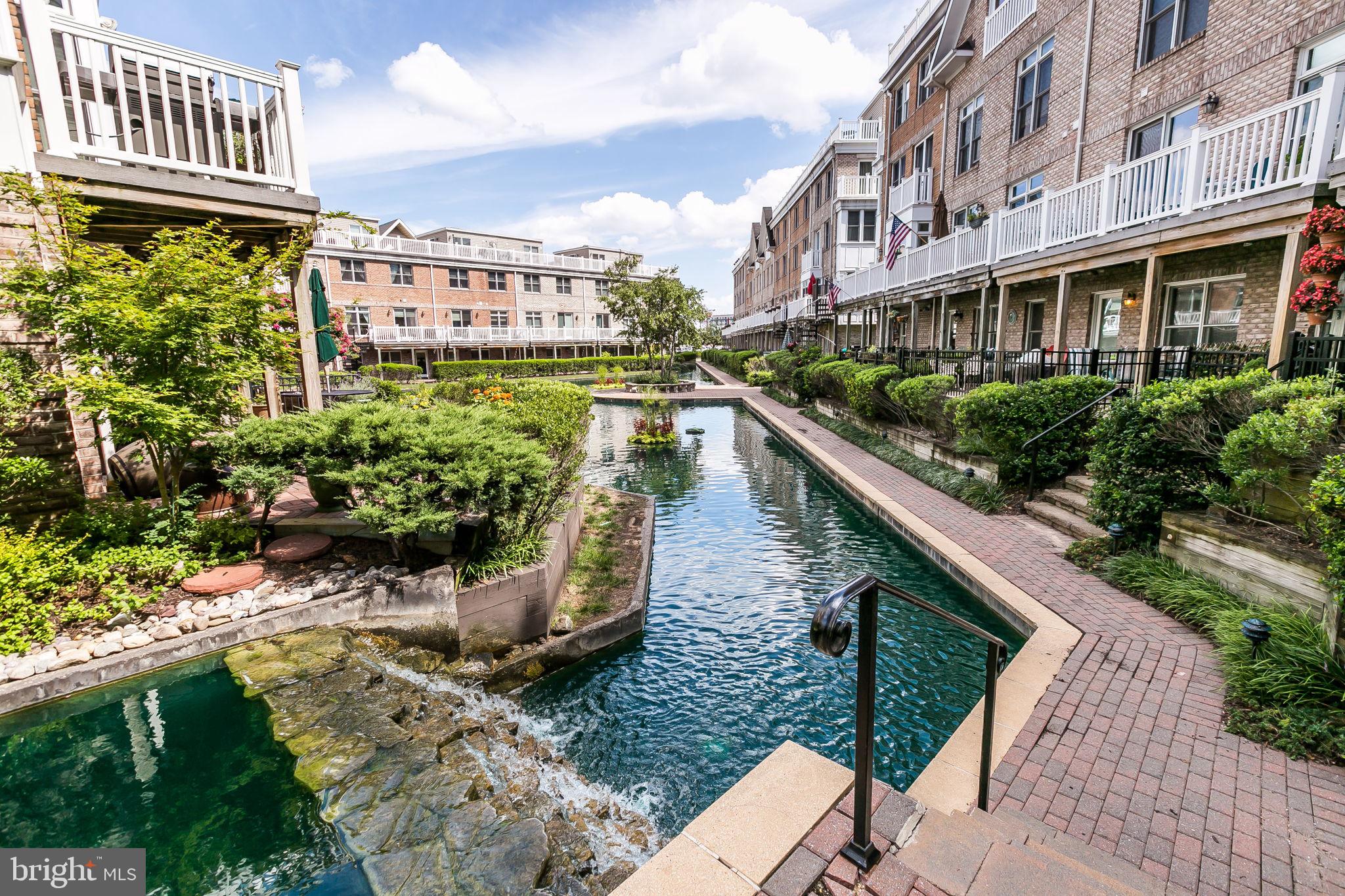 PIERSIDE AT HARBORVIEW - Residential