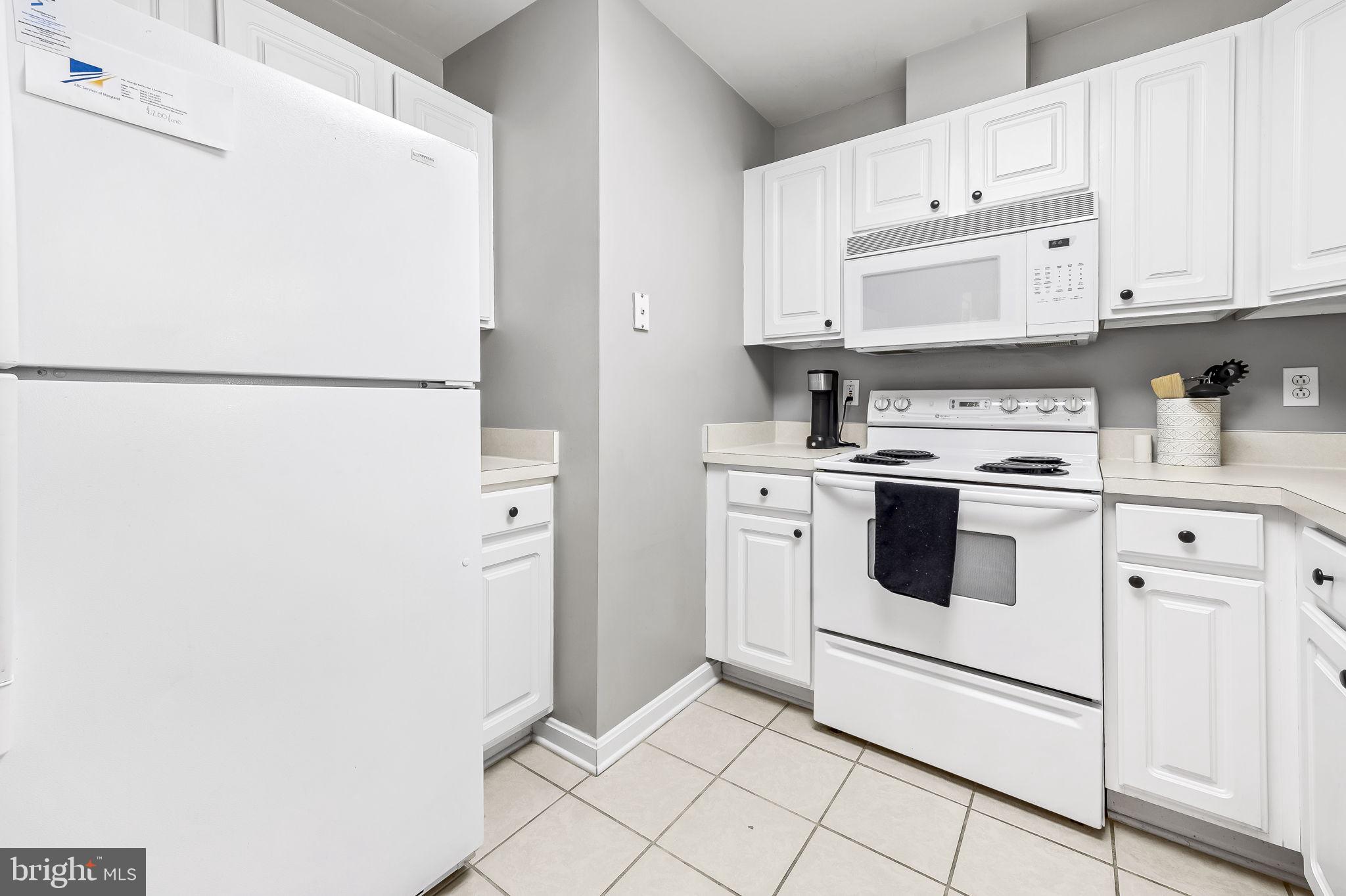 PIERSIDE AT HARBORVIEW - Residential