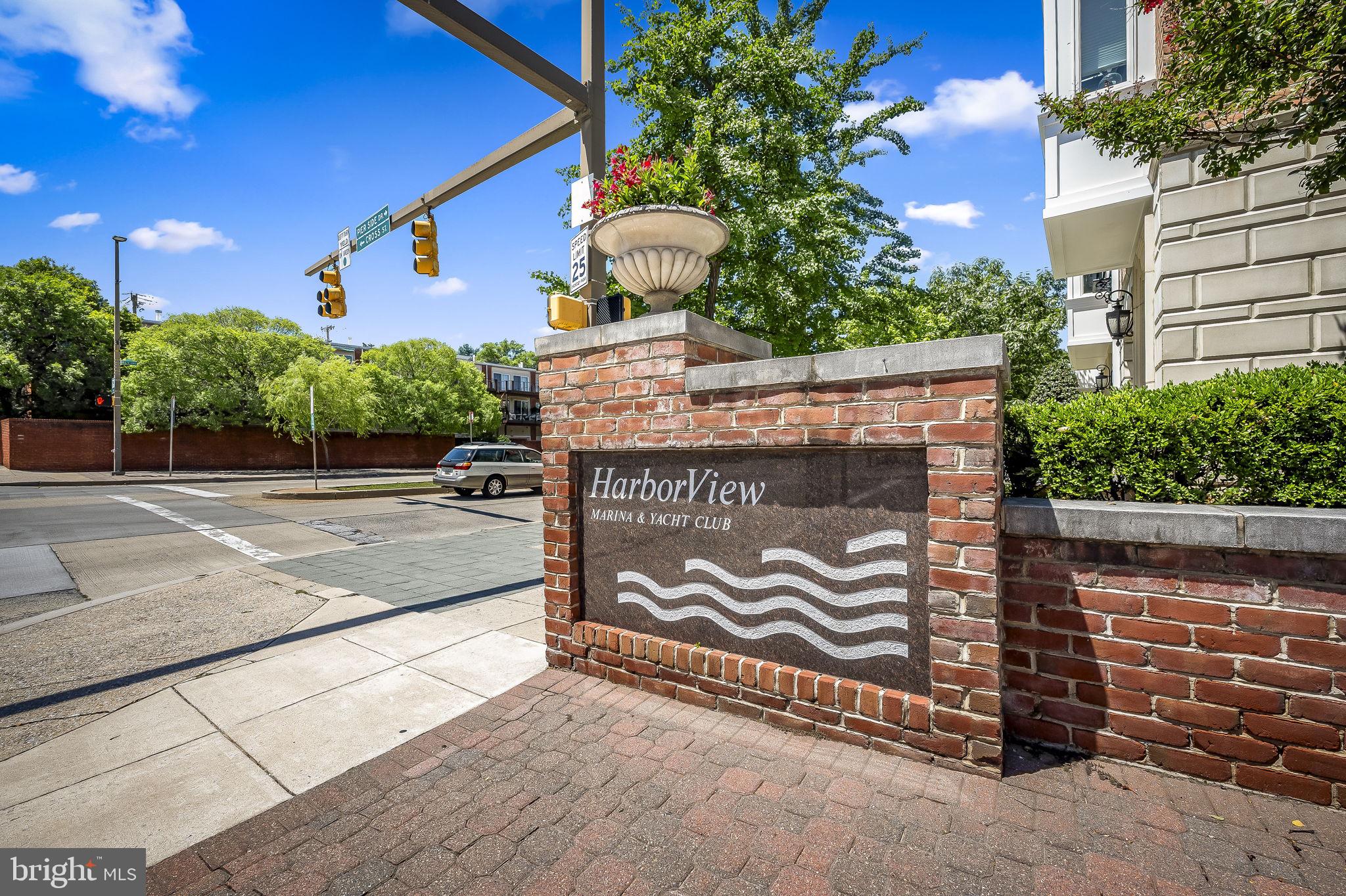 PIERSIDE AT HARBORVIEW - Residential