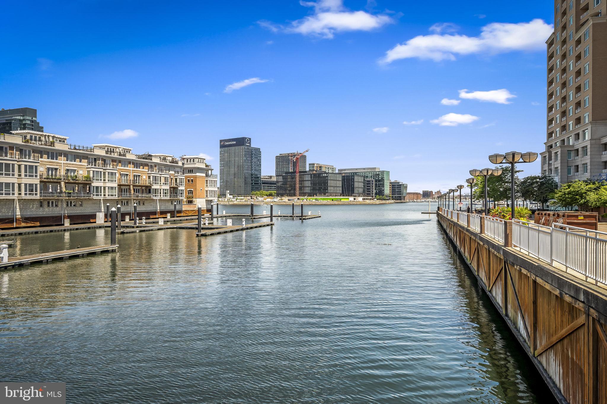 PIERSIDE AT HARBORVIEW - Residential