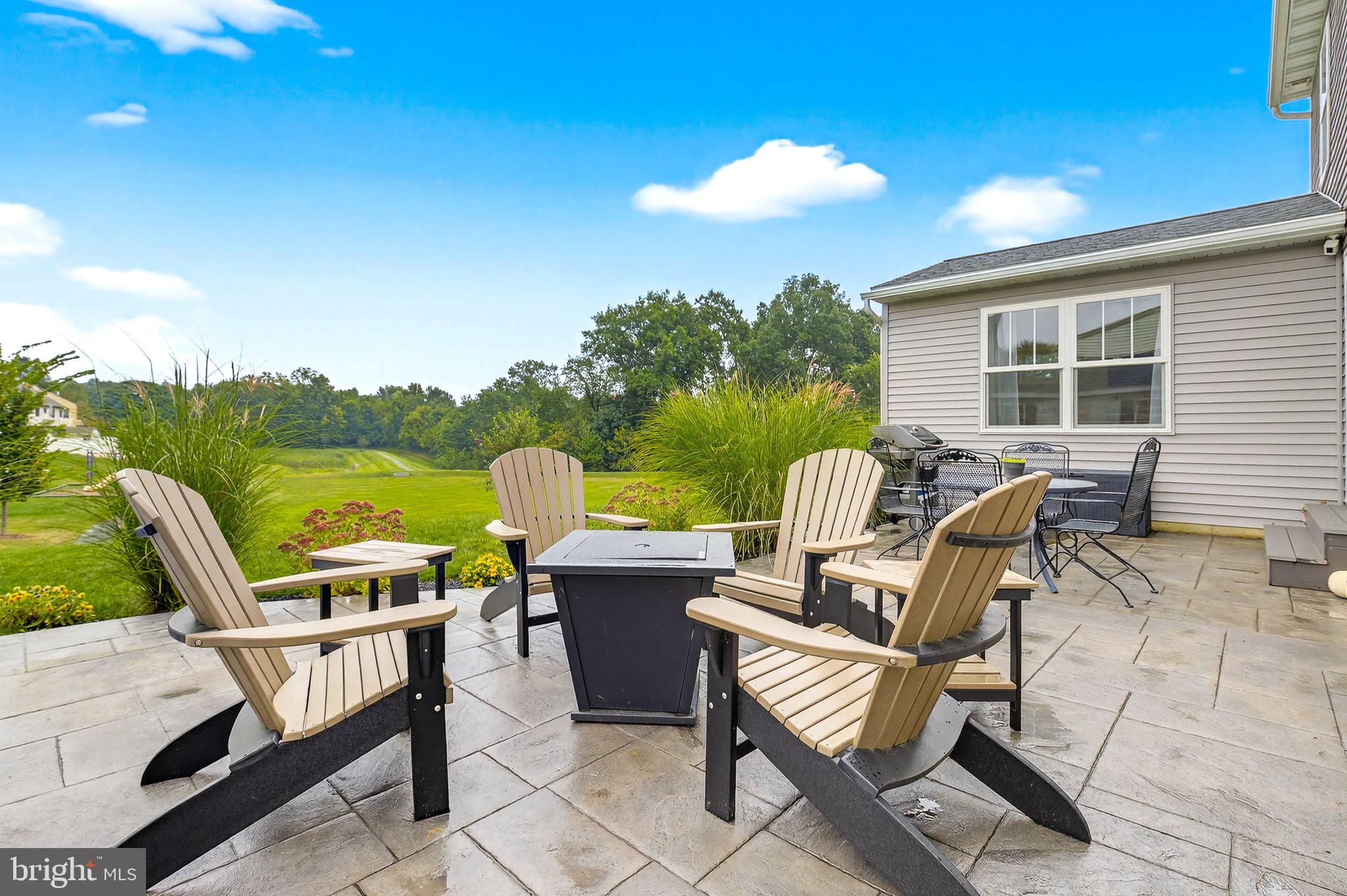 SUN HILL COMMONS - Residential