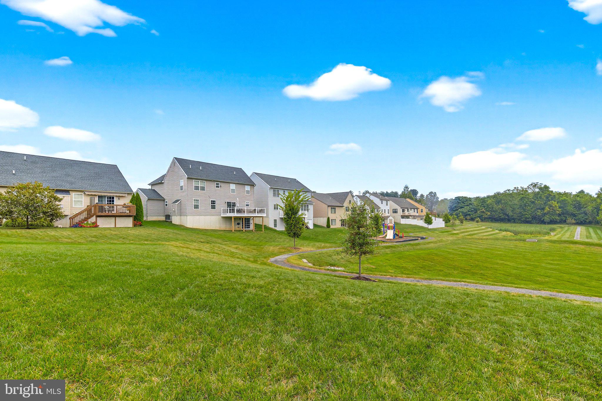 SUN HILL COMMONS - Residential