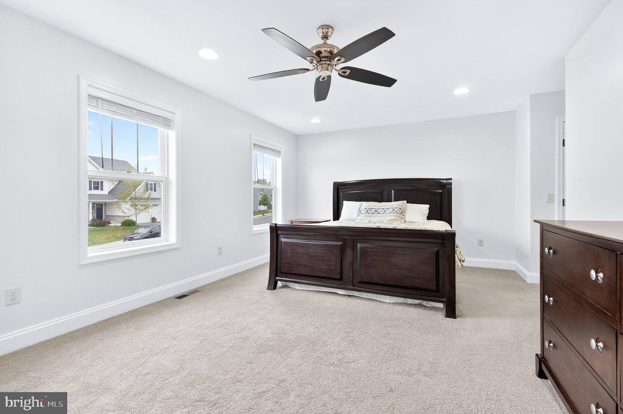 SUN HILL COMMONS - Residential