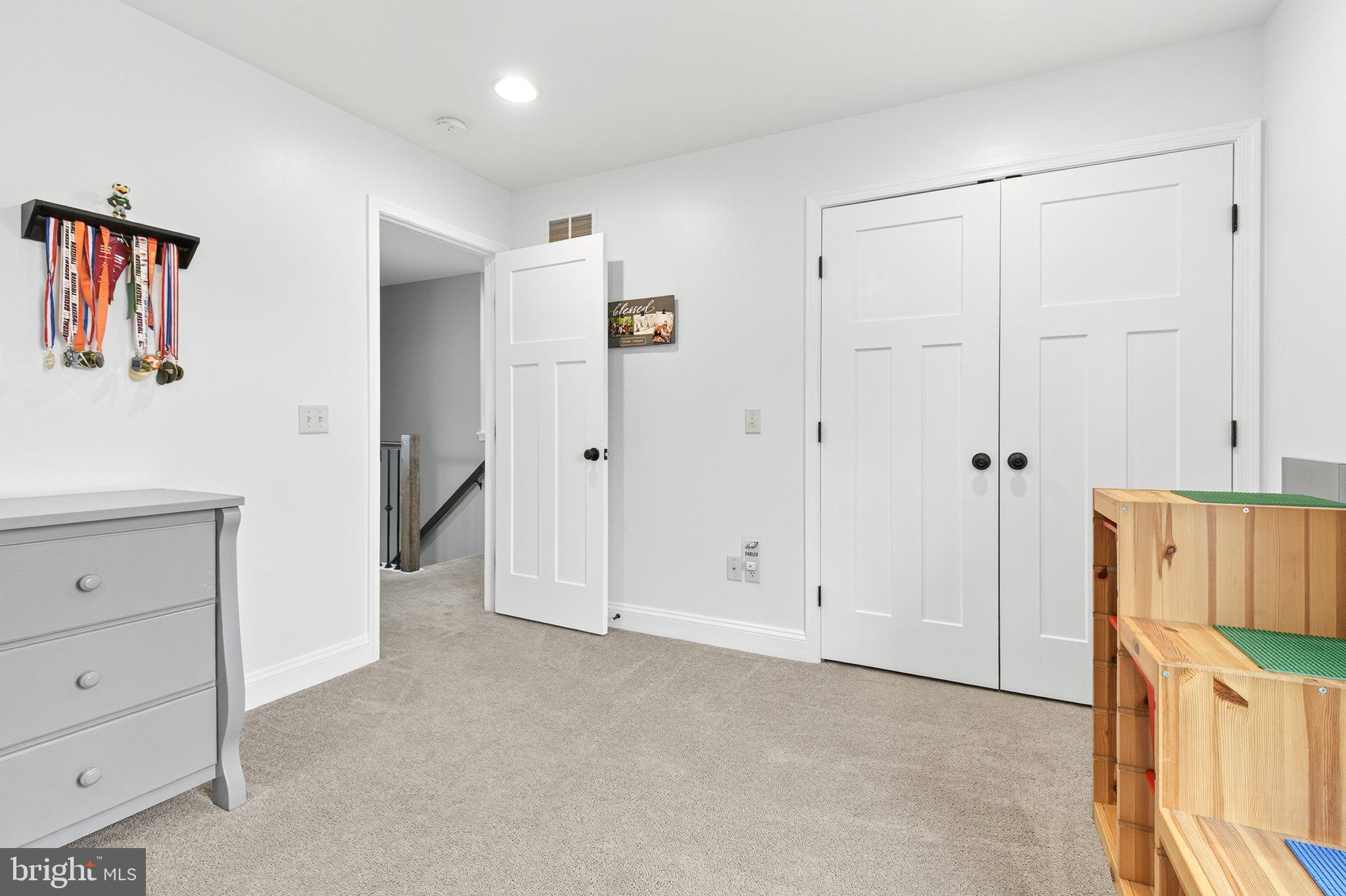 SUN HILL COMMONS - Residential