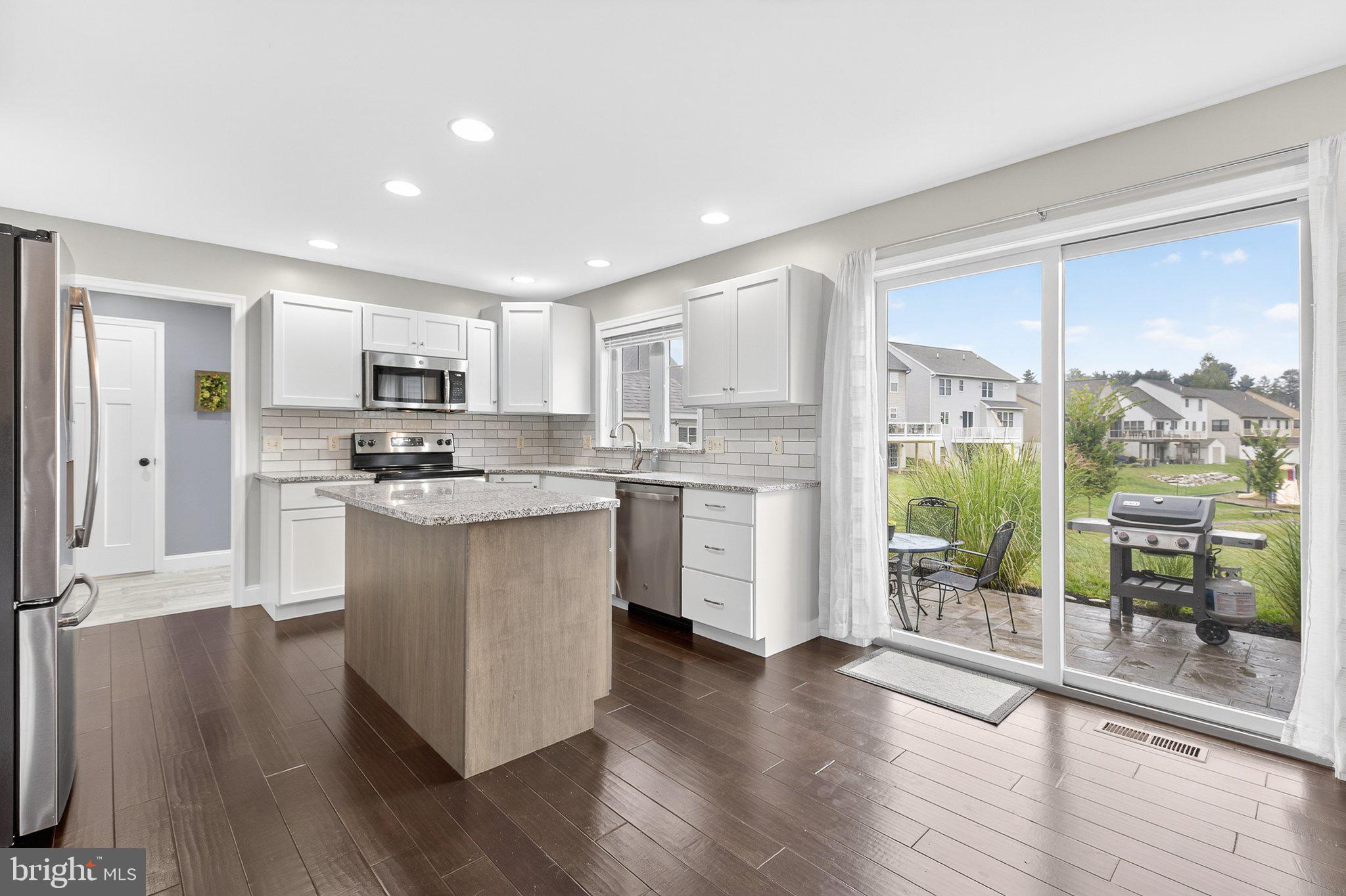 SUN HILL COMMONS - Residential