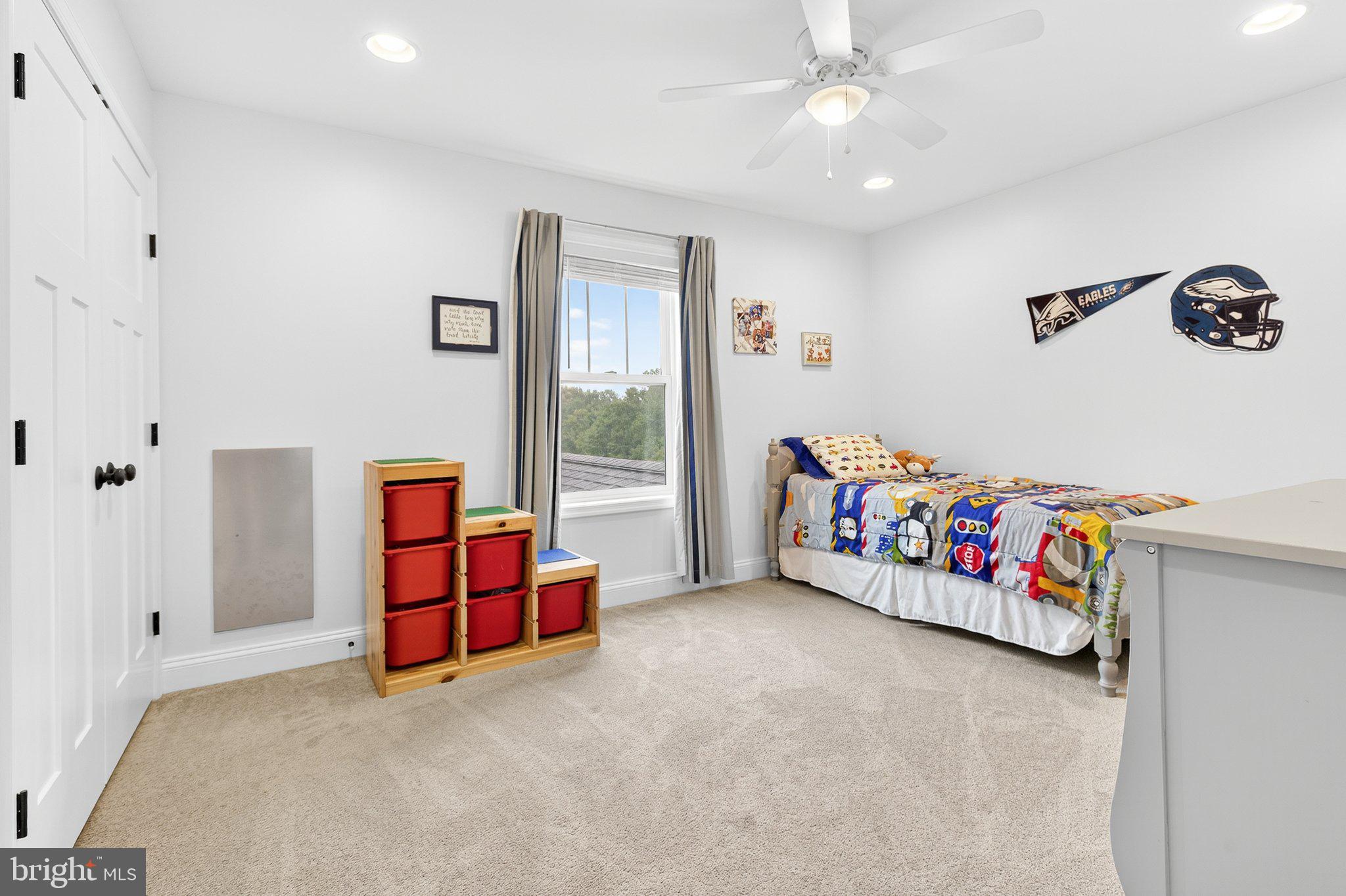 SUN HILL COMMONS - Residential