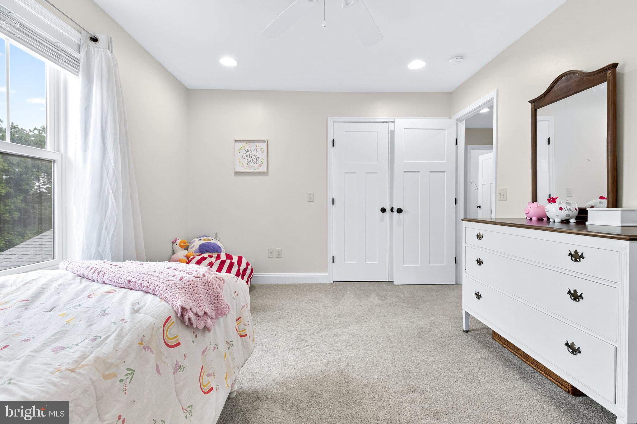 SUN HILL COMMONS - Residential