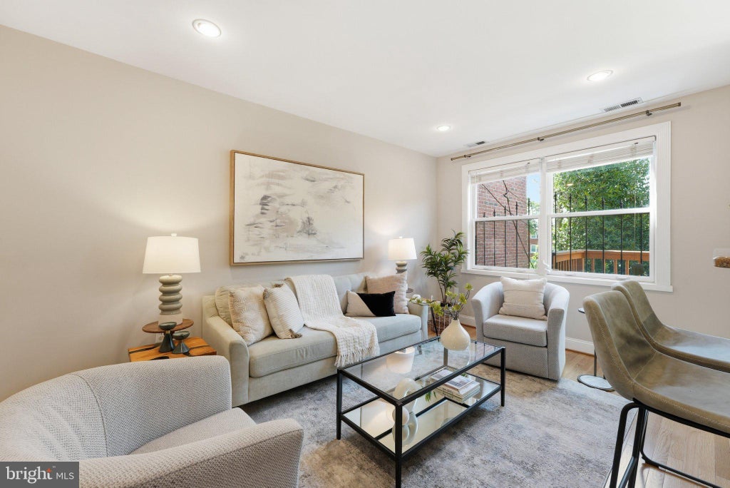 Photo of 1405 East Capitol Street SE #3, WASHINGTON, DC 20003 (MLS # DCDC2282360)