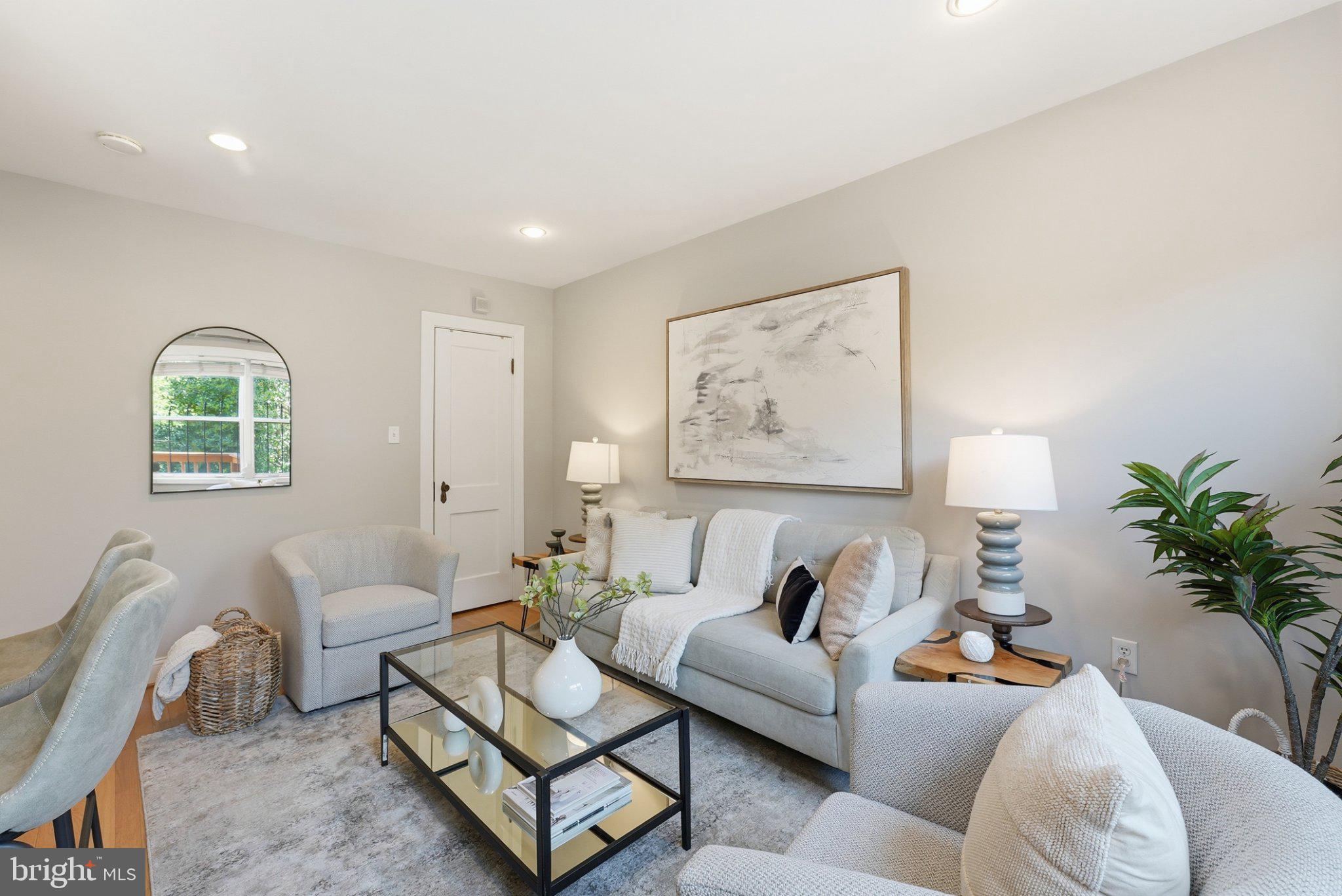 1405 EAST CAPITOL STREET SE 3