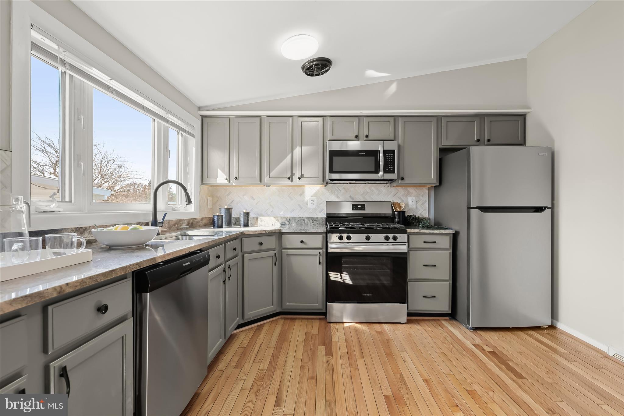 SCOTTS HILL - Residential