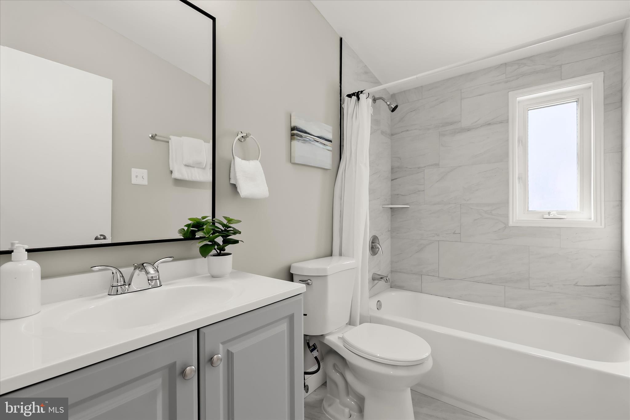 SCOTTS HILL - Residential