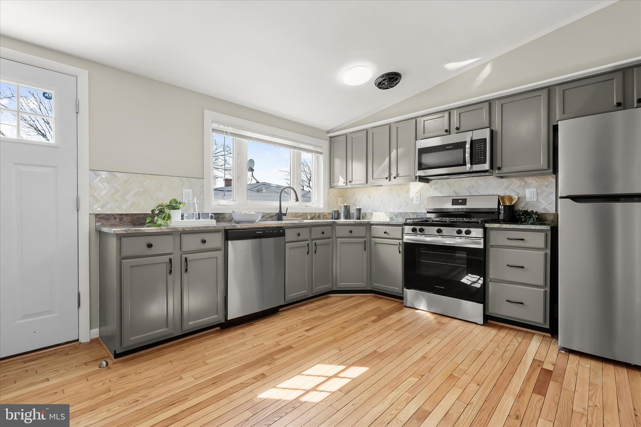 SCOTTS HILL - Residential