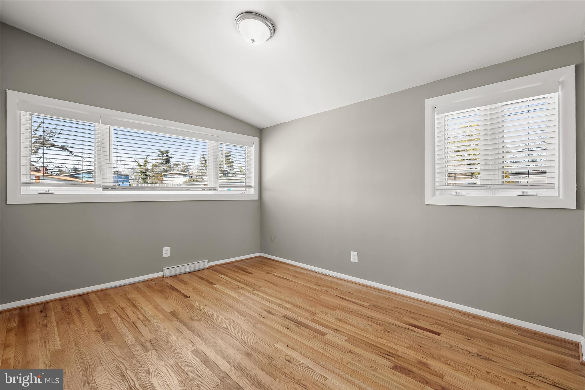 SCOTTS HILL - Residential