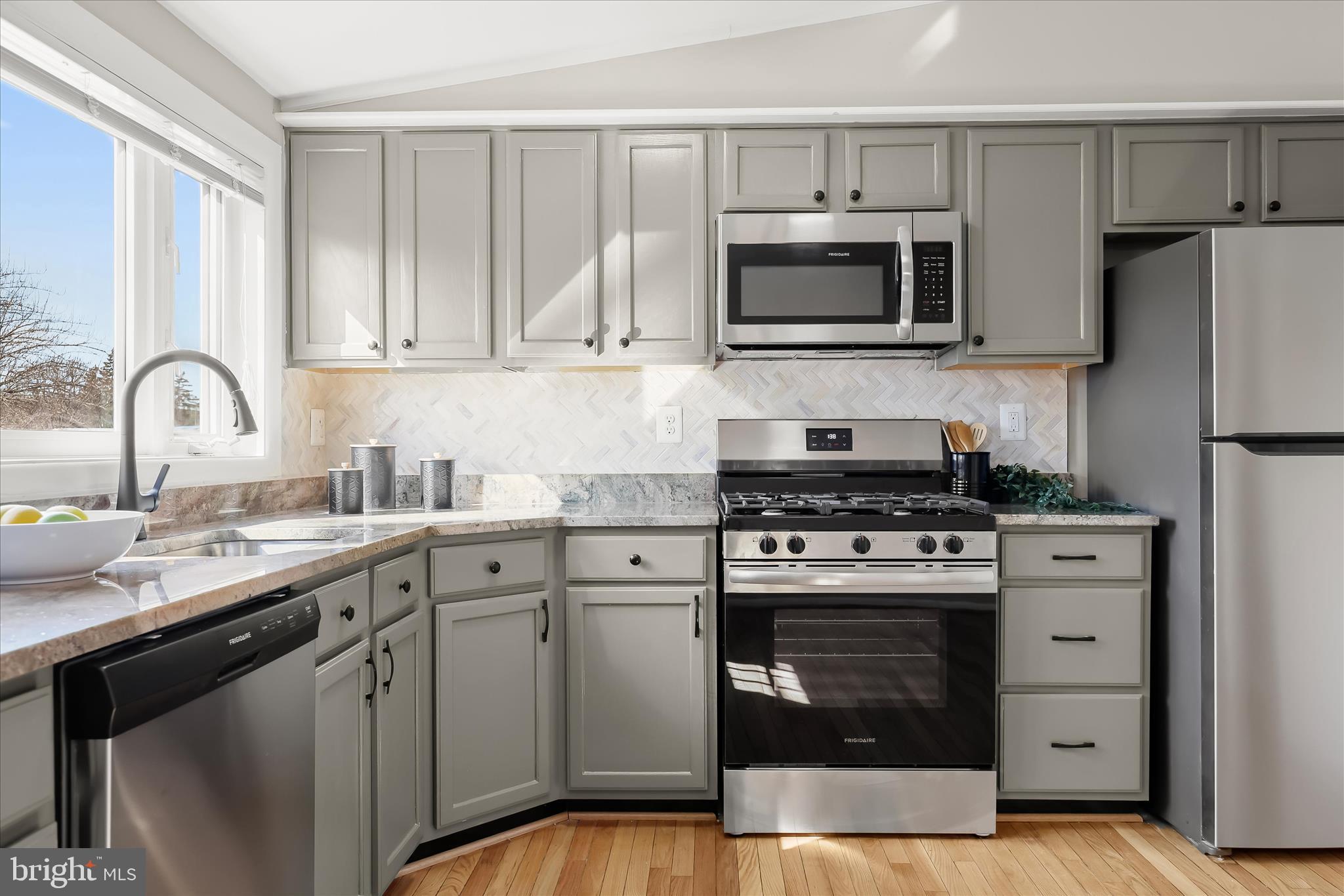 SCOTTS HILL - Residential