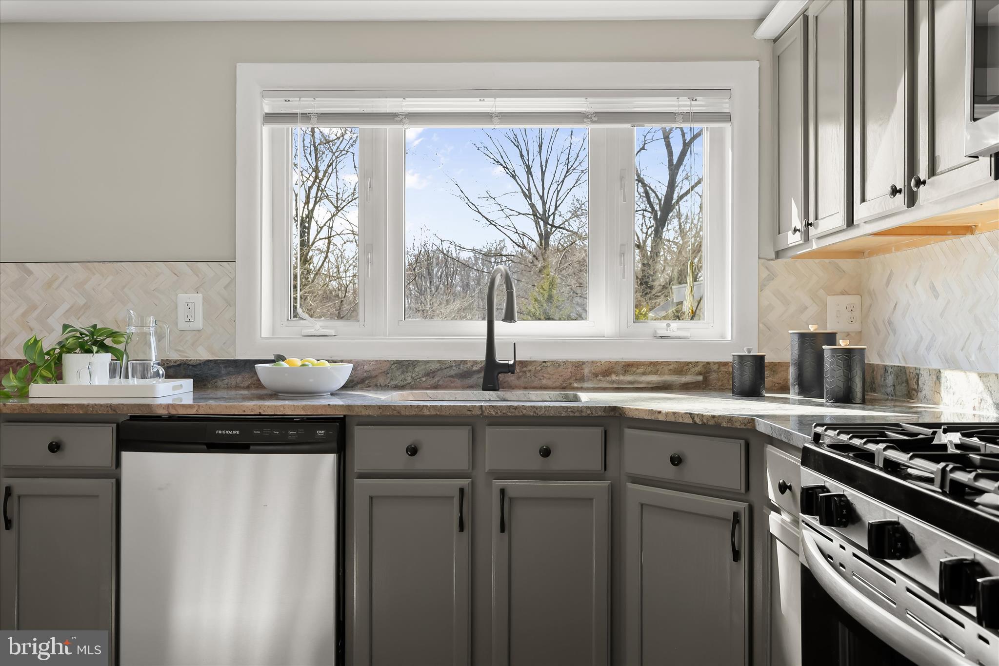 SCOTTS HILL - Residential