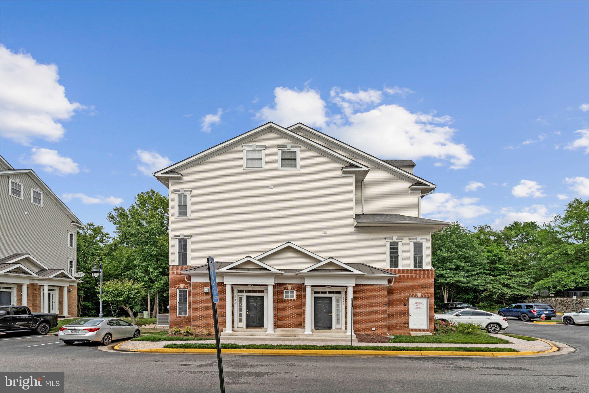 LORTON STATION NORTH CND - Residential