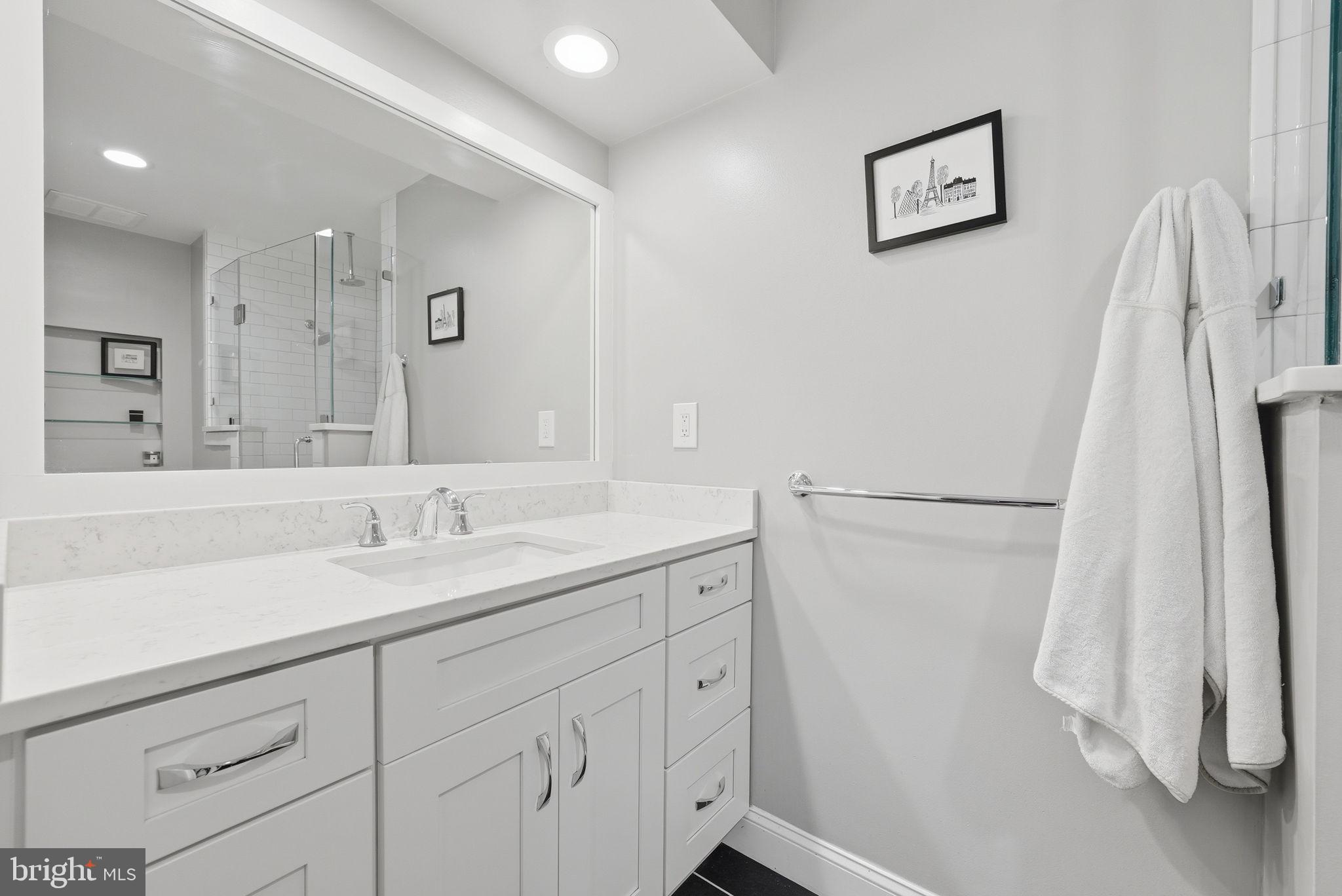 WINDGATE II - Residential