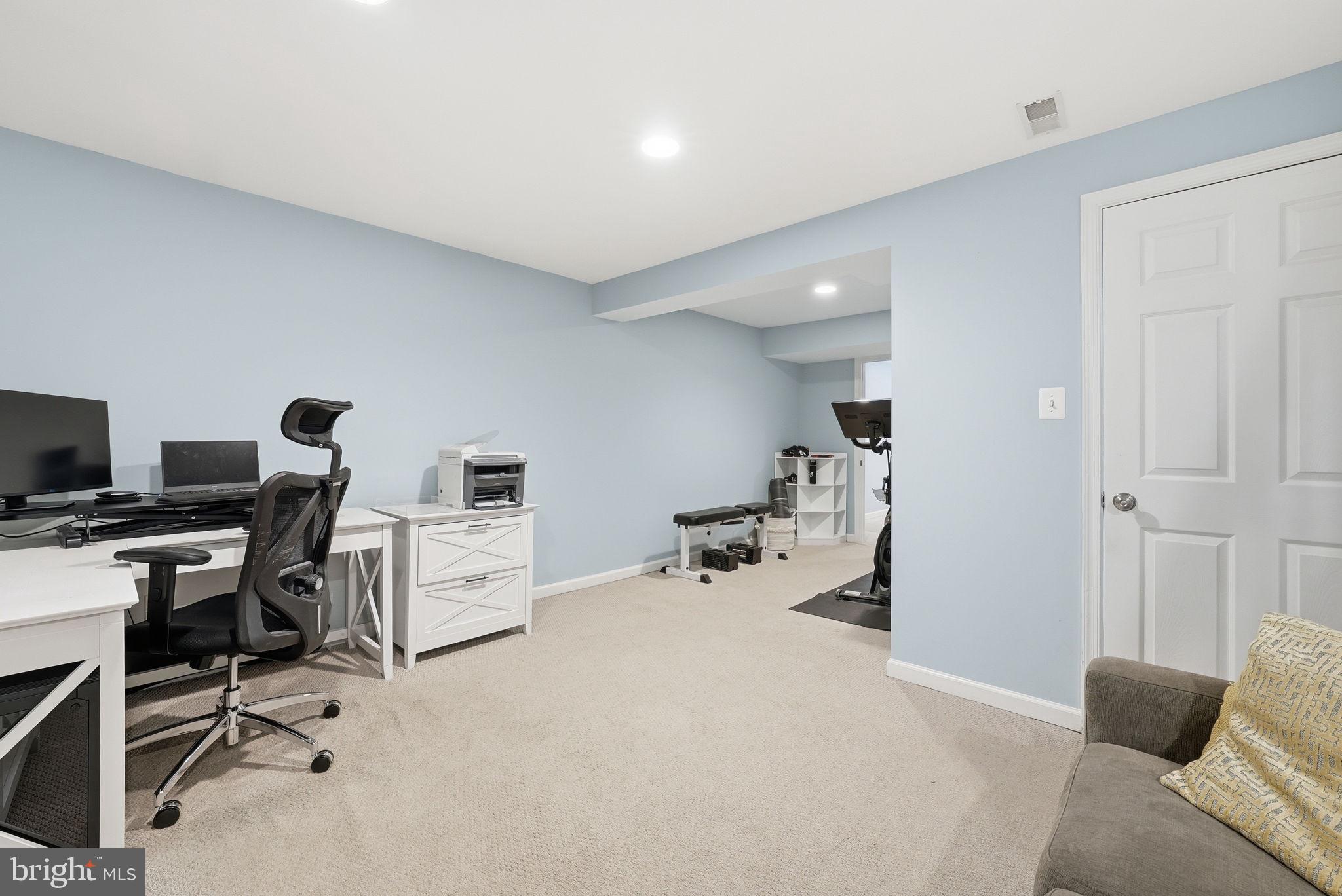 WINDGATE II - Residential