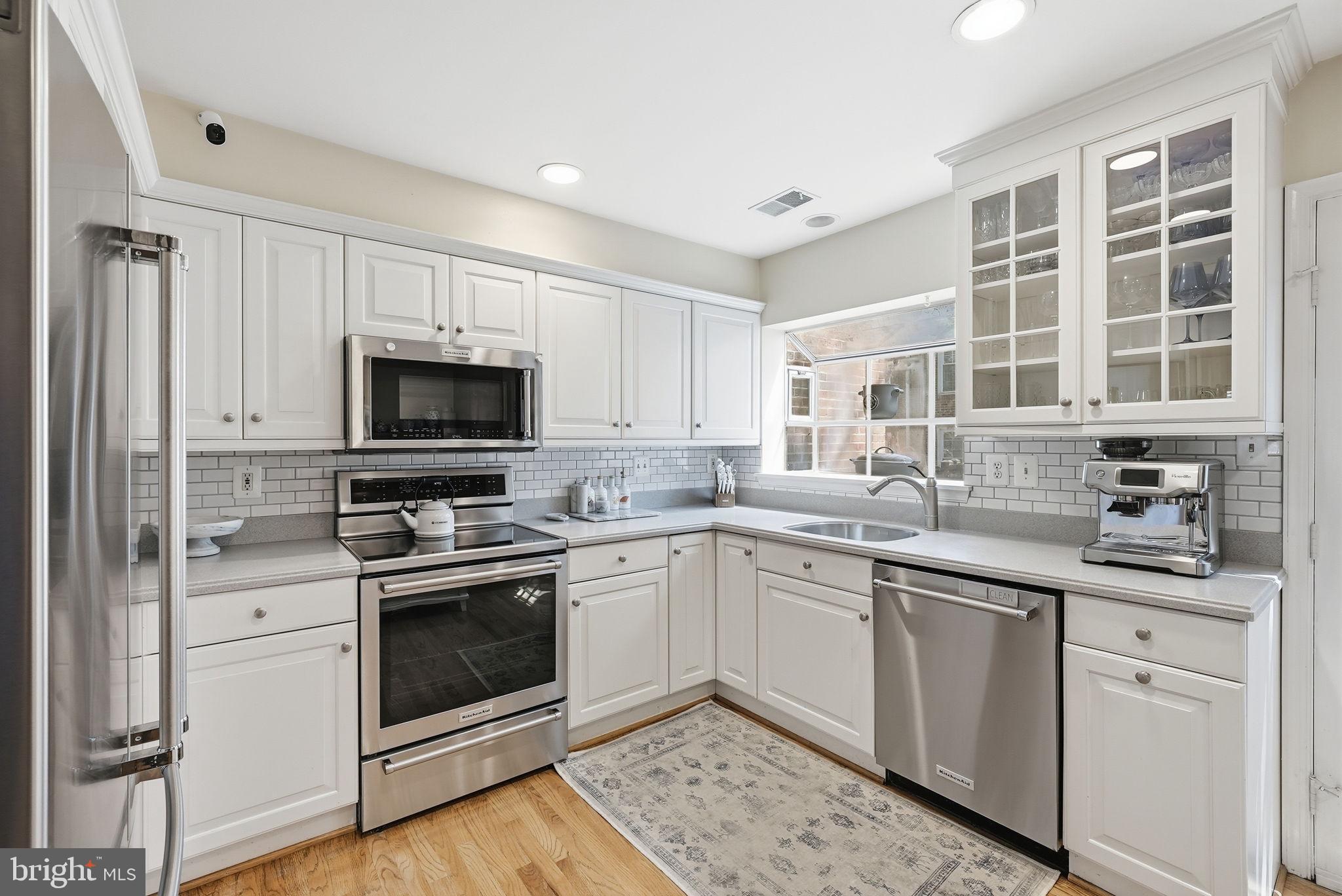 WINDGATE II - Residential