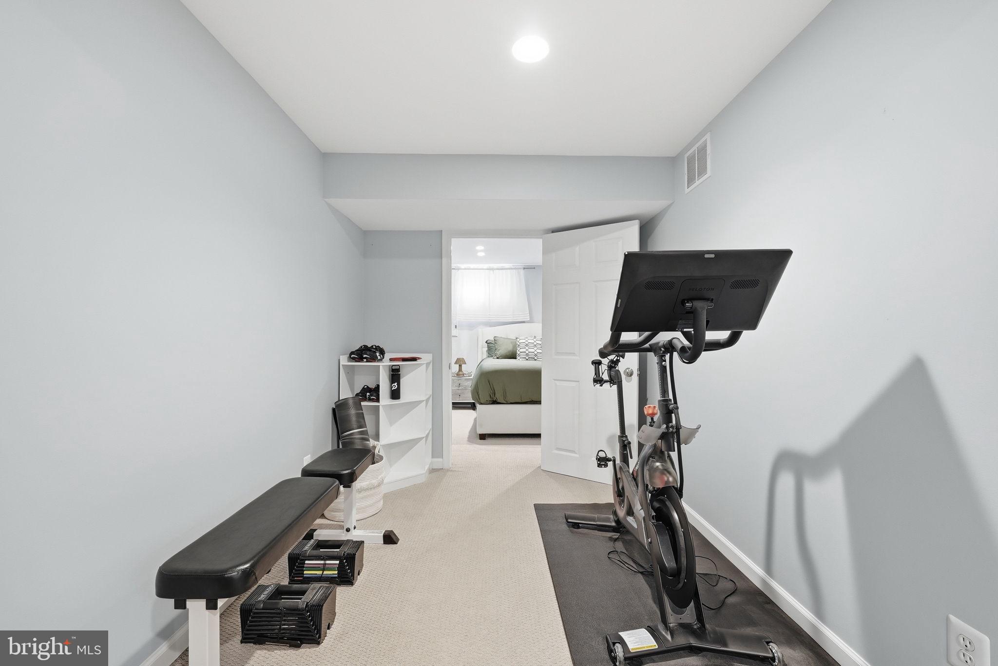 WINDGATE II - Residential