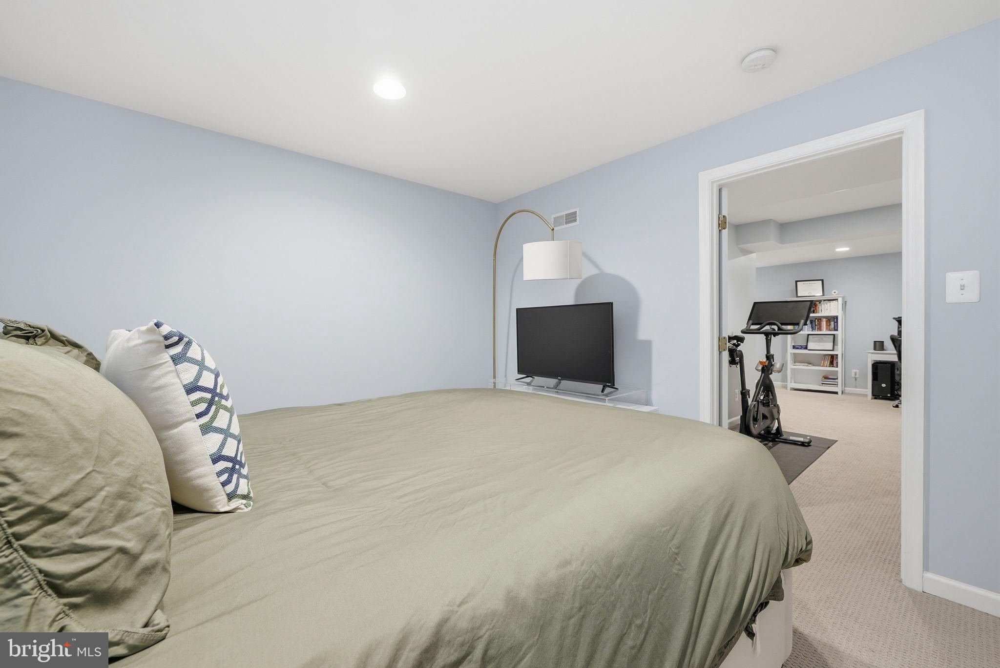 WINDGATE II - Residential