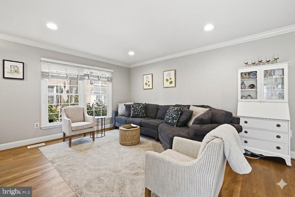 2556 S ARLINGTON MILL DR C 3