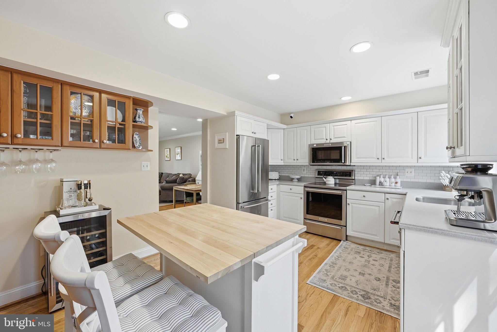 WINDGATE II - Residential