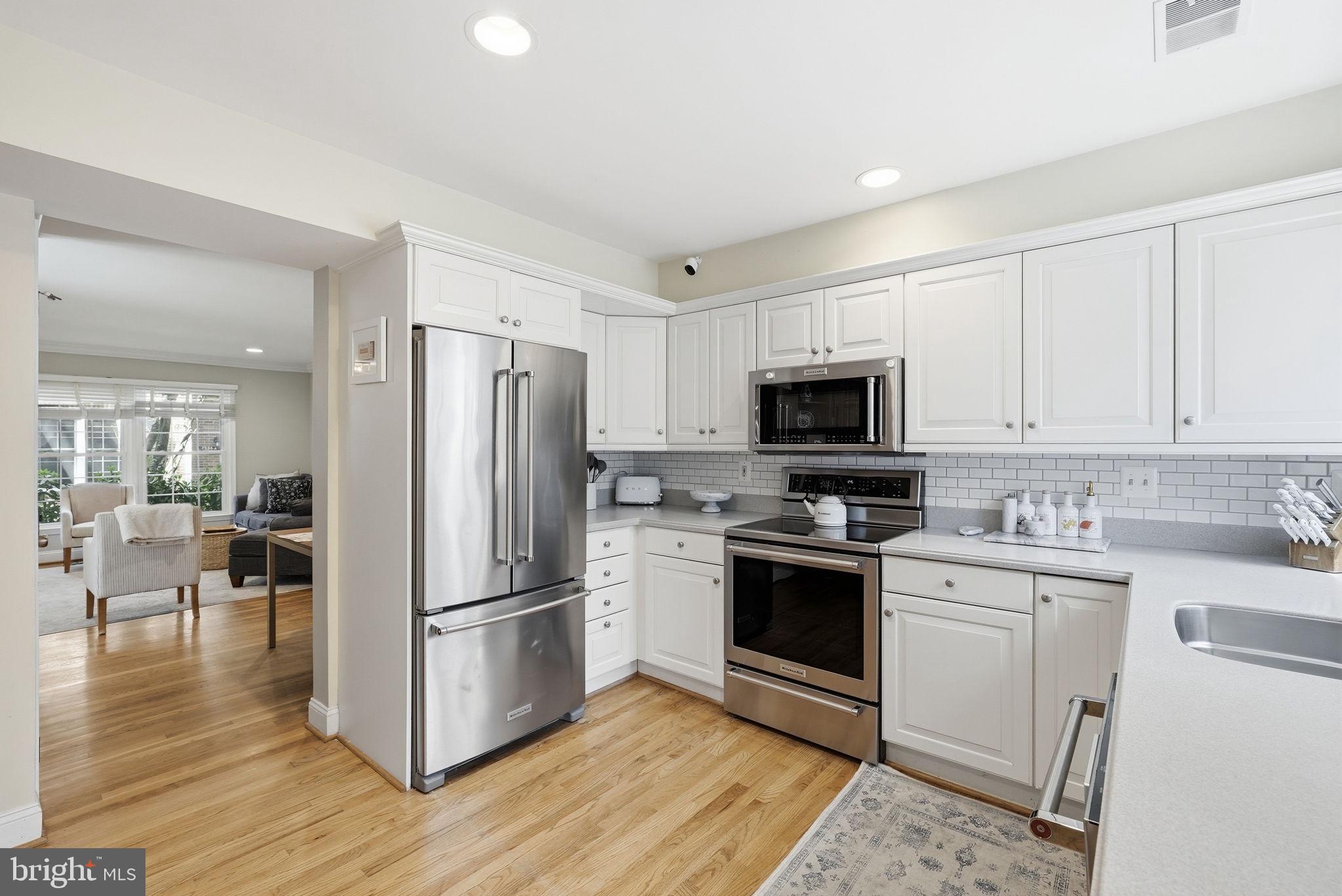 WINDGATE II - Residential