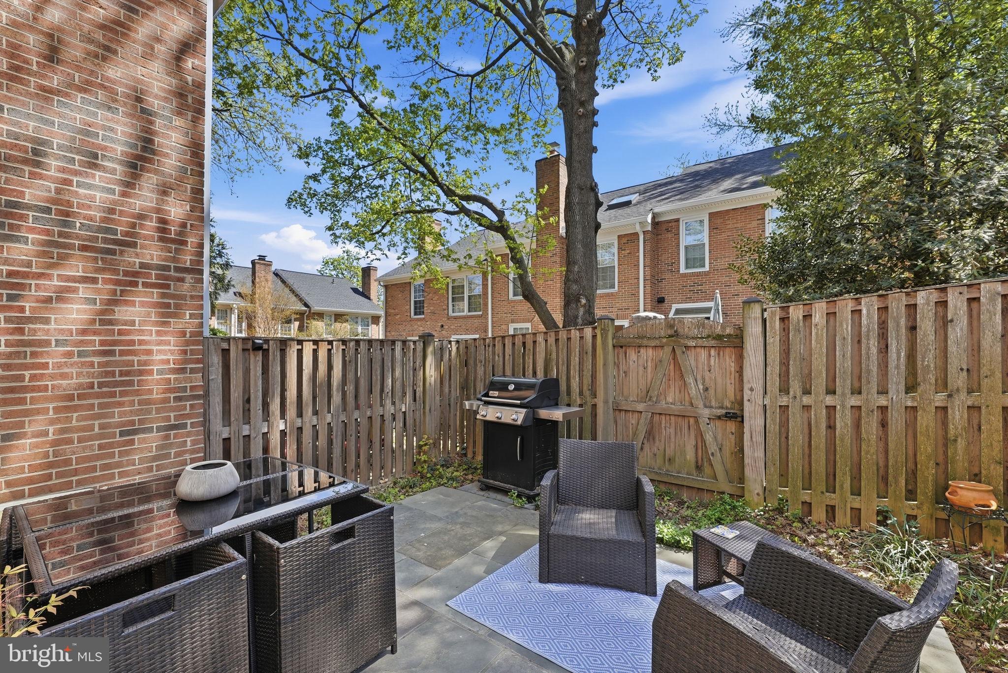 WINDGATE II - Residential