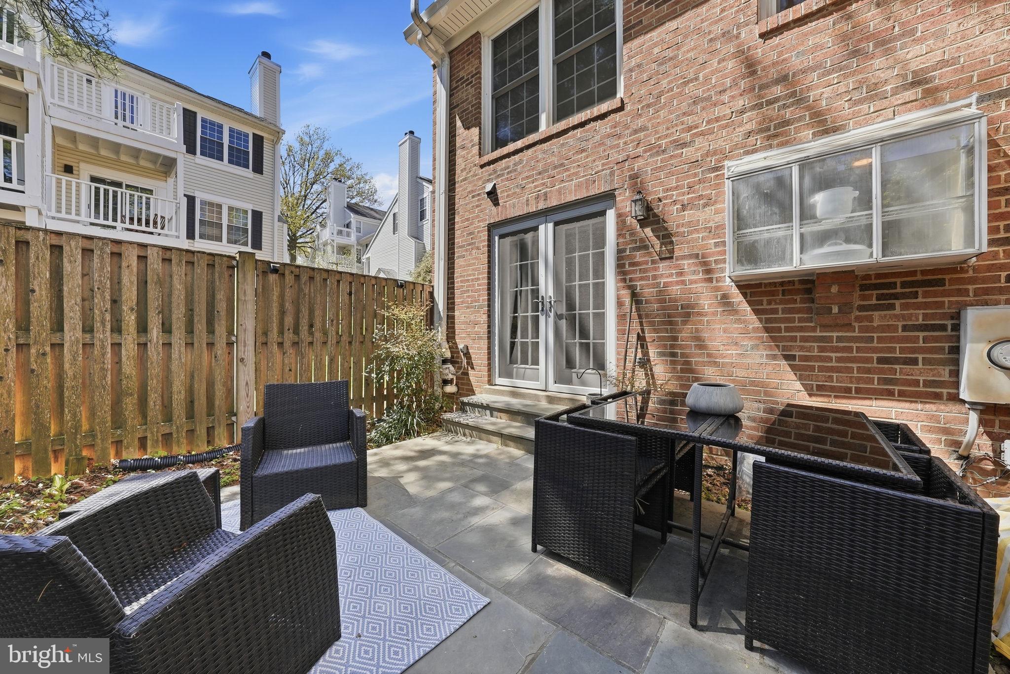 WINDGATE II - Residential