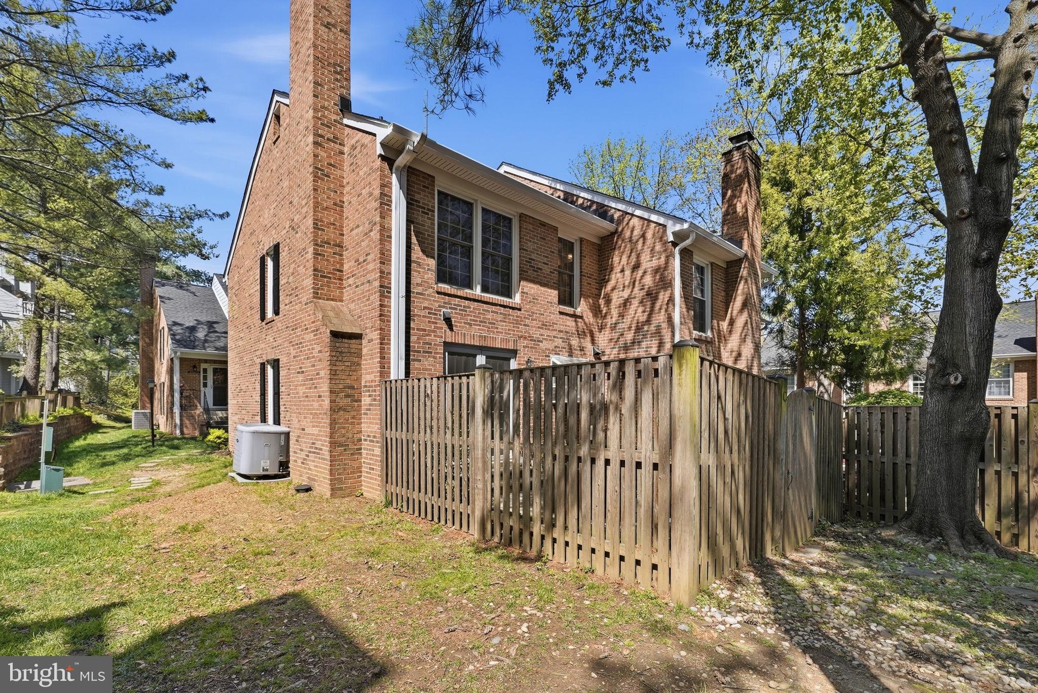 WINDGATE II - Residential