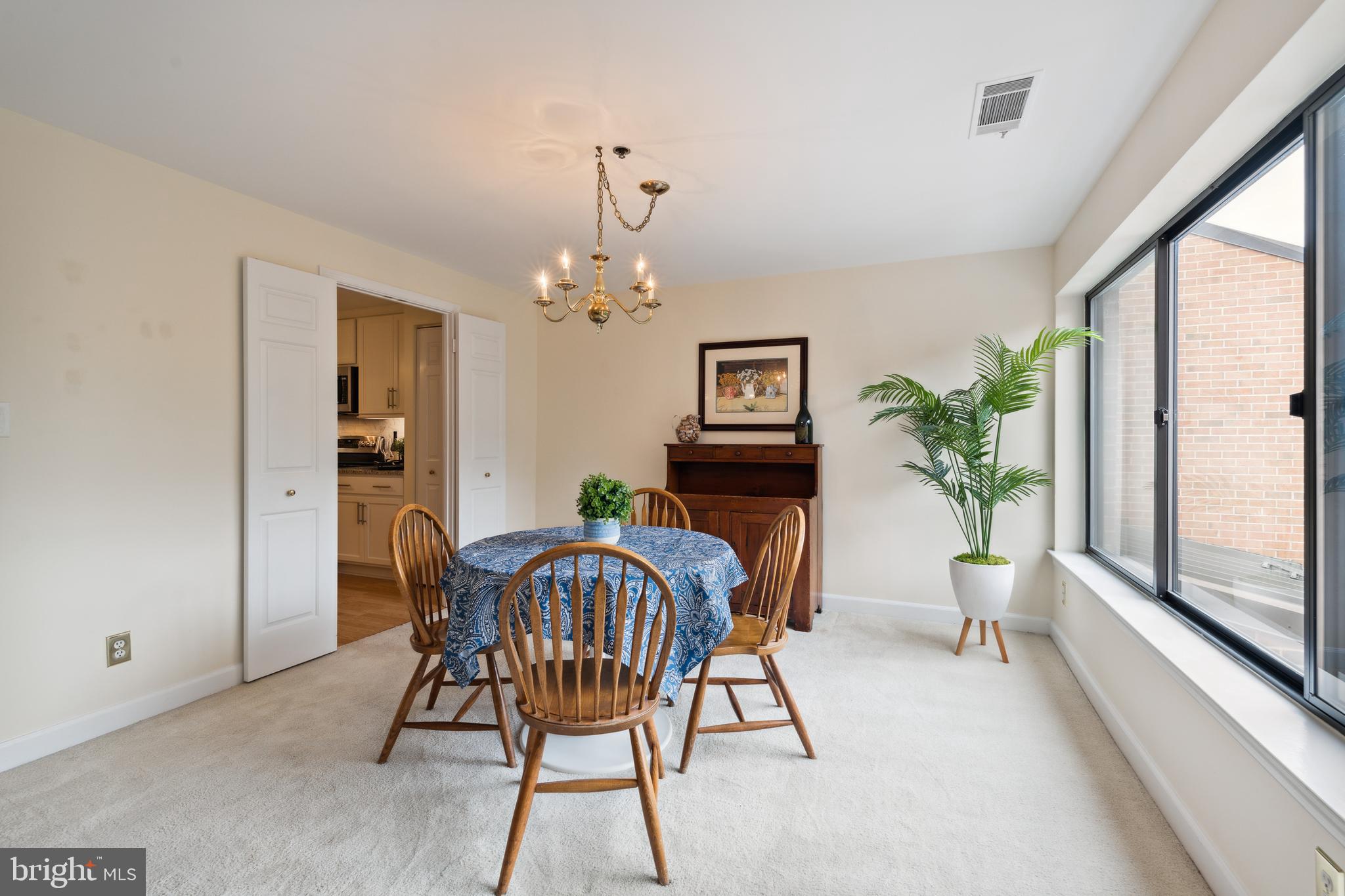 TOWSONGATE - Residential