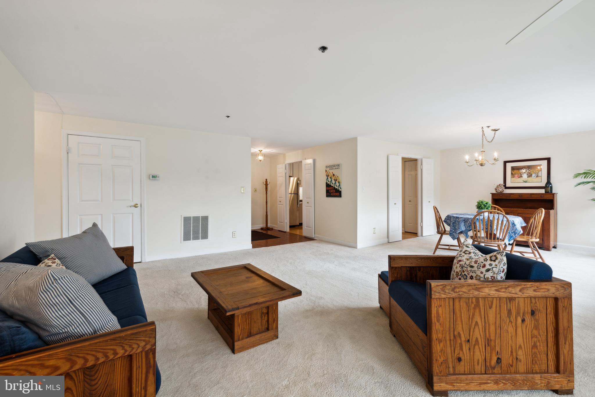 TOWSONGATE - Residential