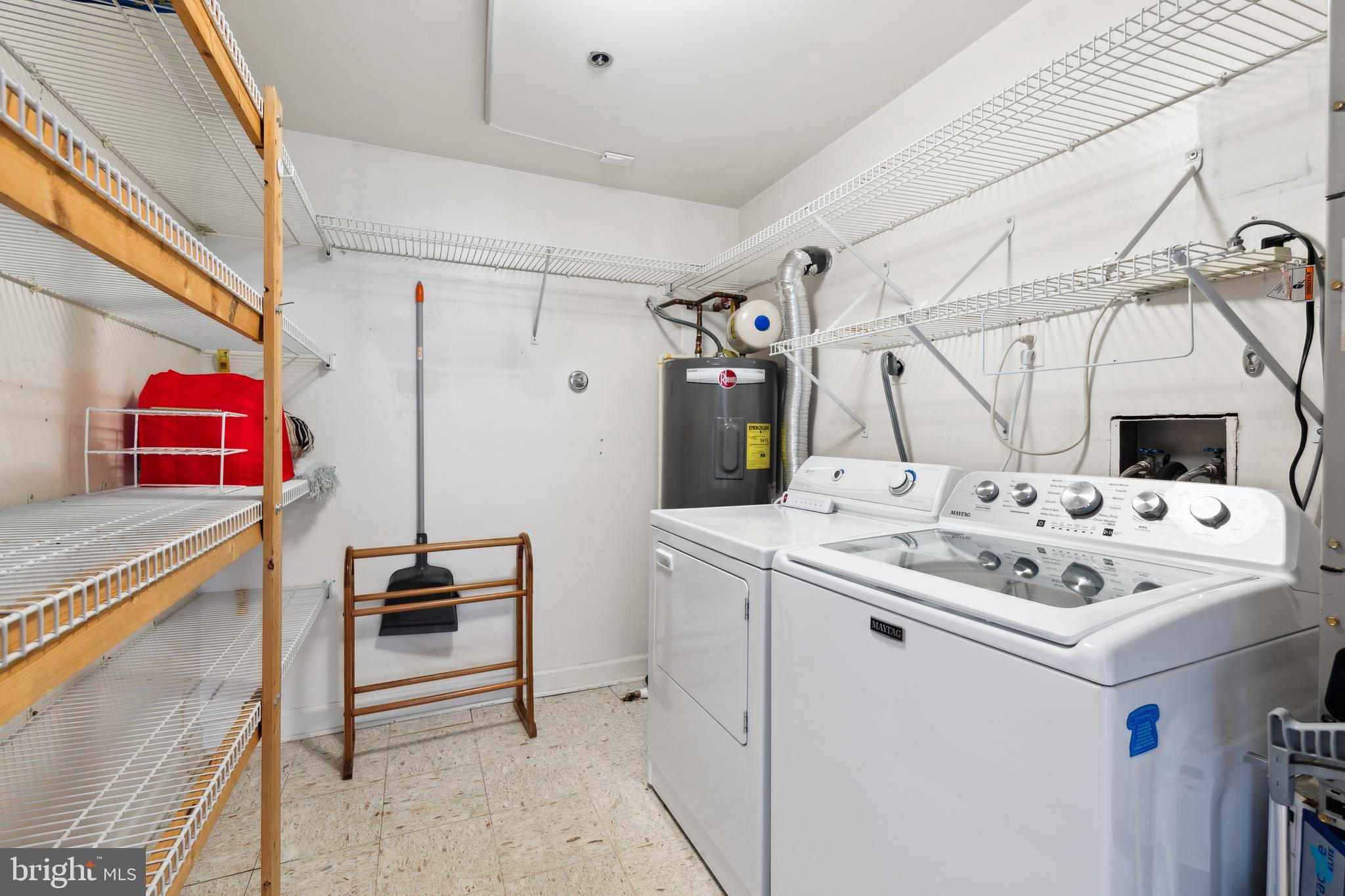 TOWSONGATE - Residential