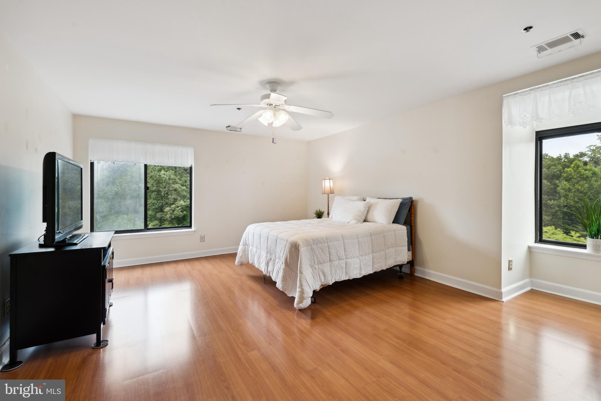 TOWSONGATE - Residential