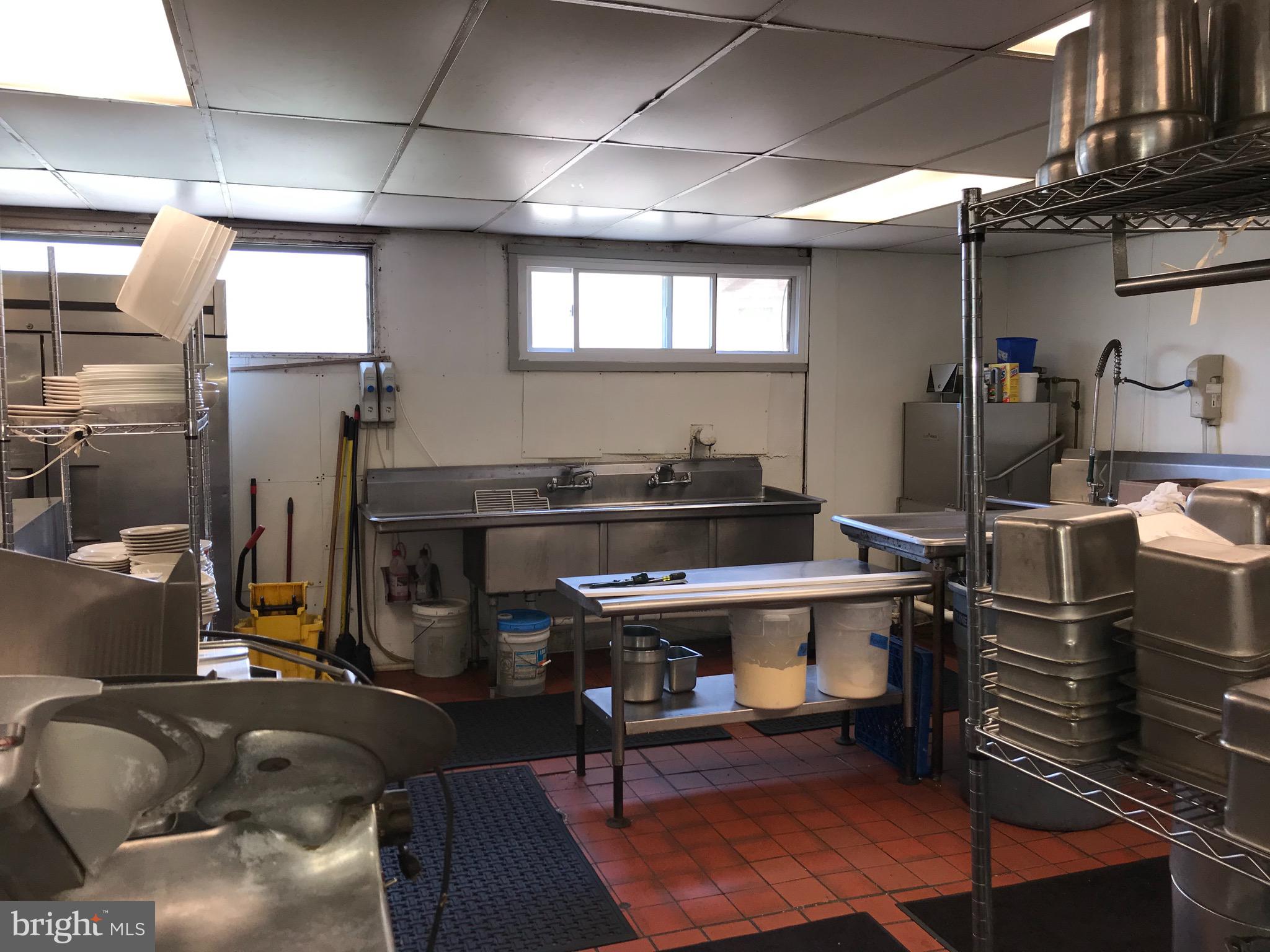 BELMONT HILLS - Commercial Sale