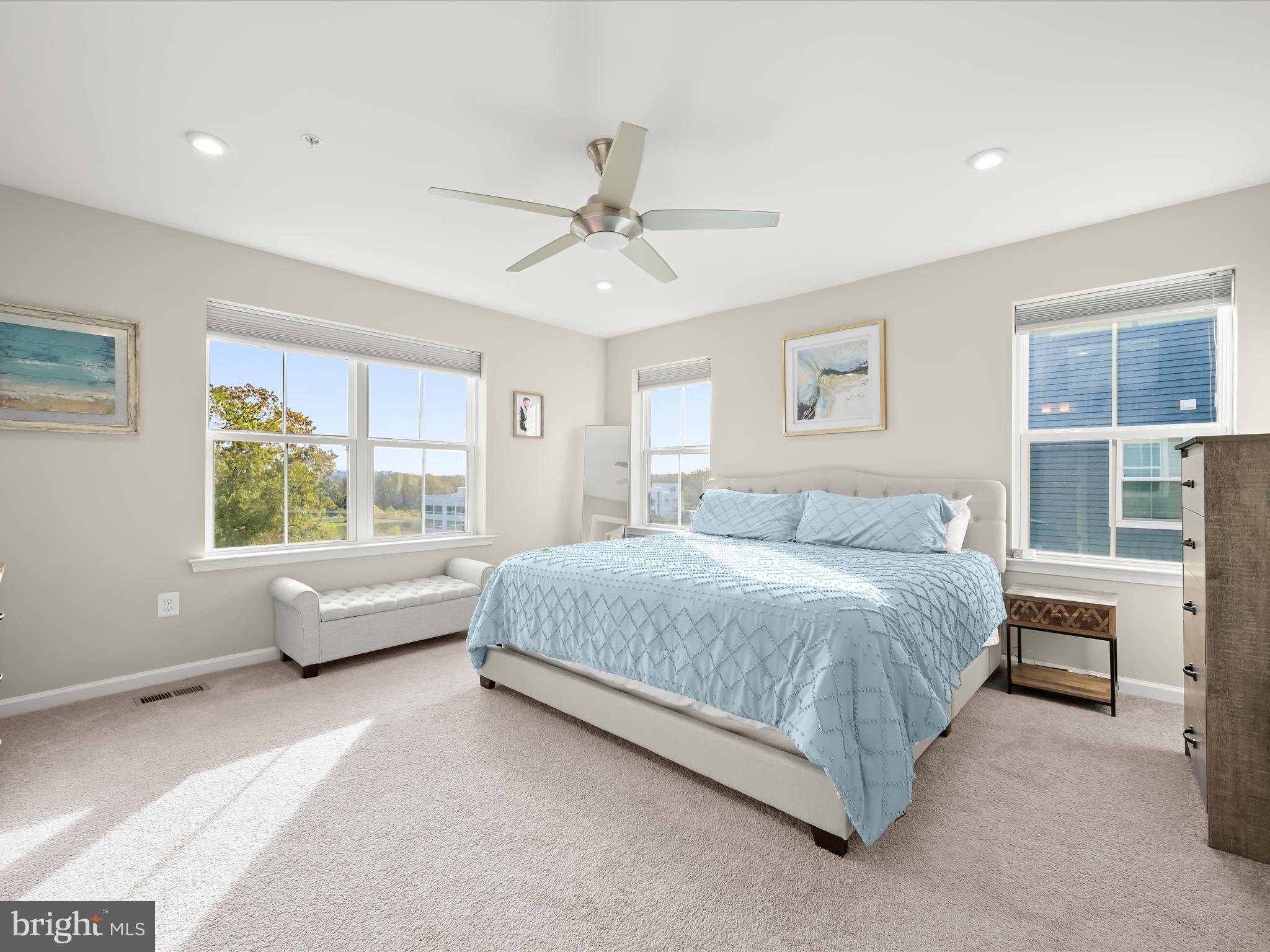 THE RIDGES - Residential