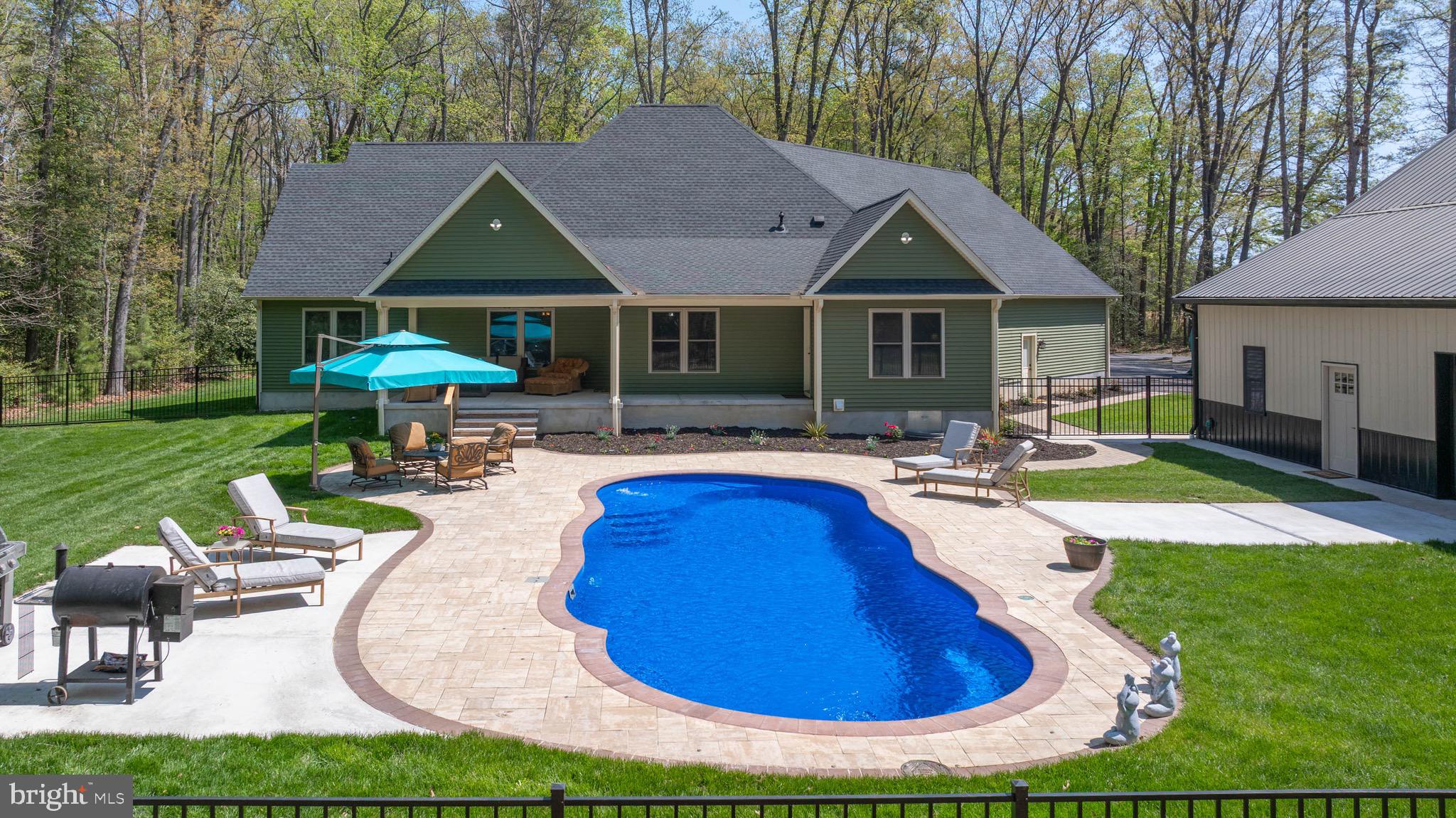 DEEP BRANCH FOREST - Residential