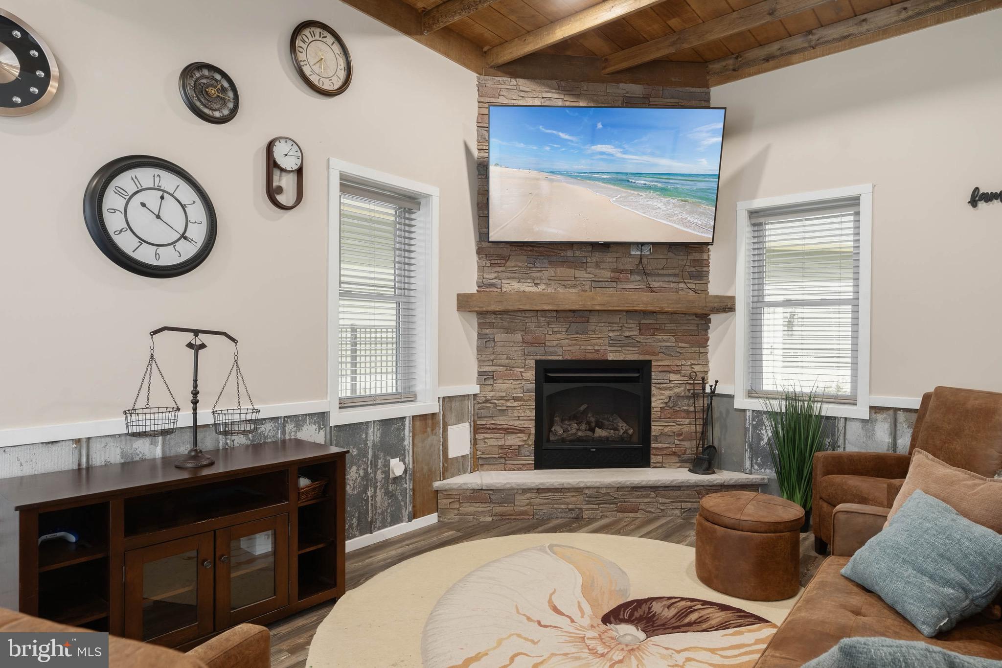 DEEP BRANCH FOREST - Residential