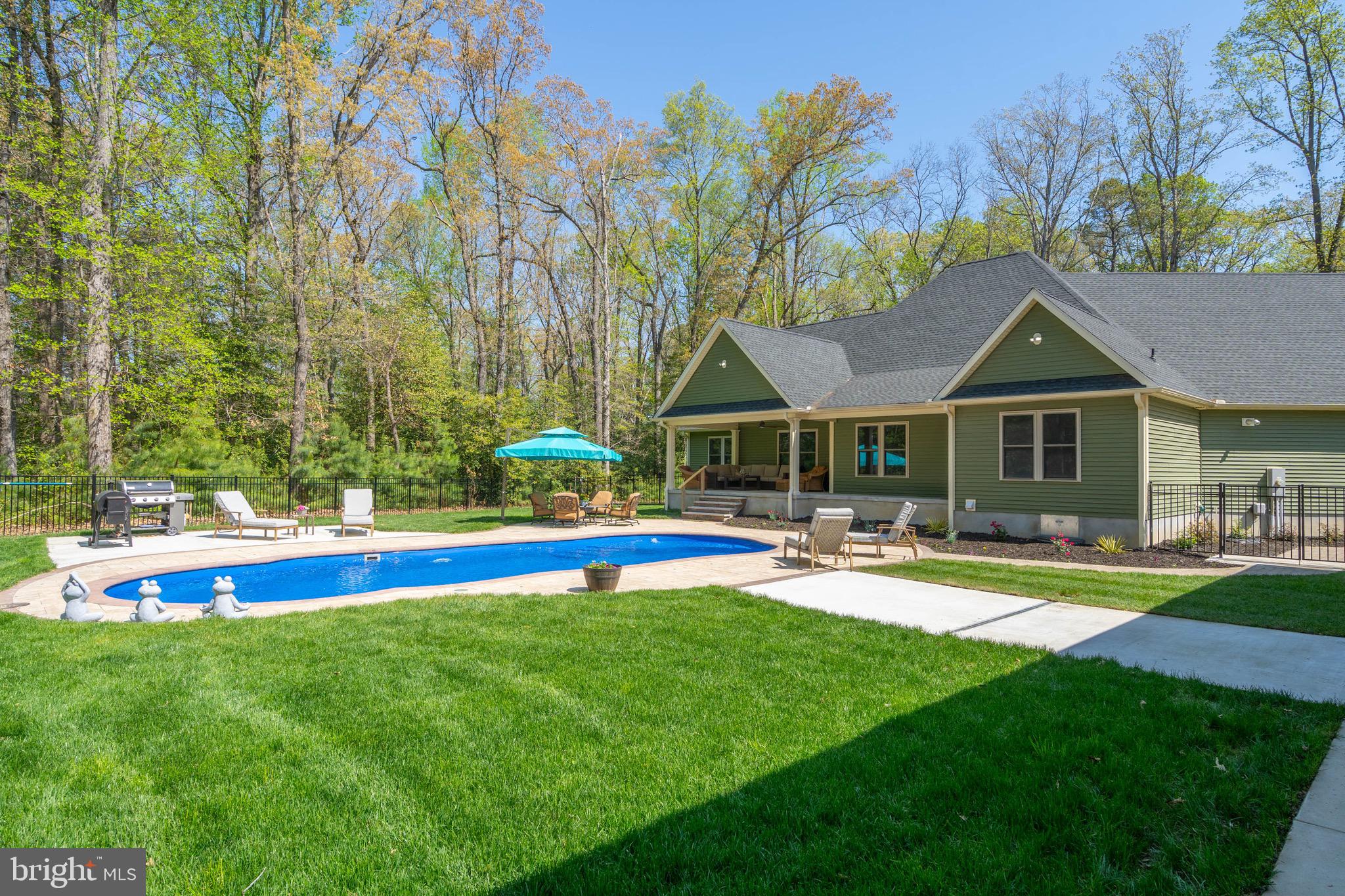 DEEP BRANCH FOREST - Residential