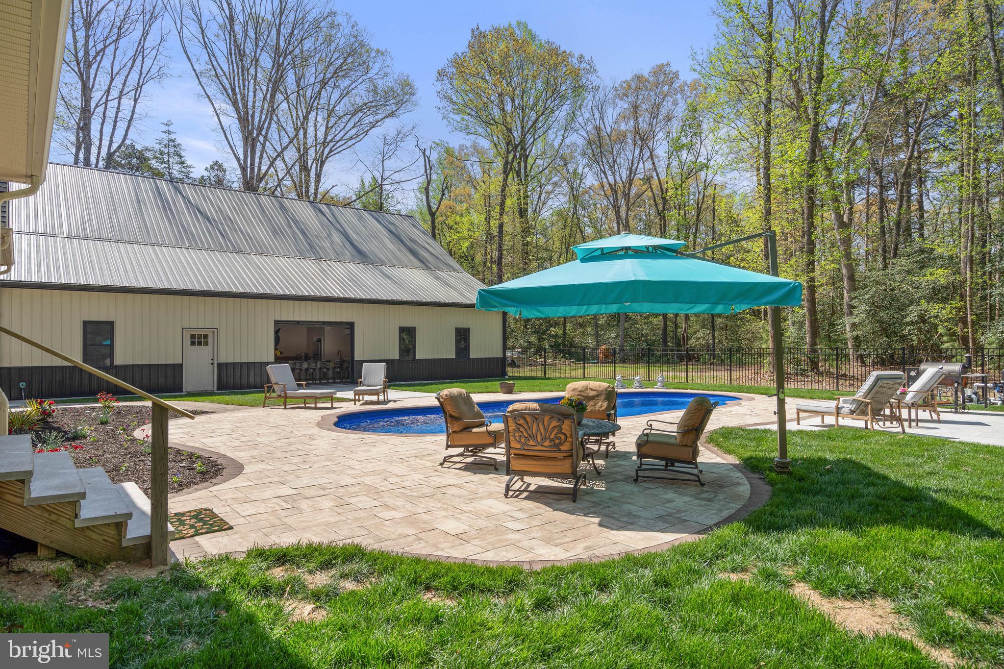 DEEP BRANCH FOREST - Residential