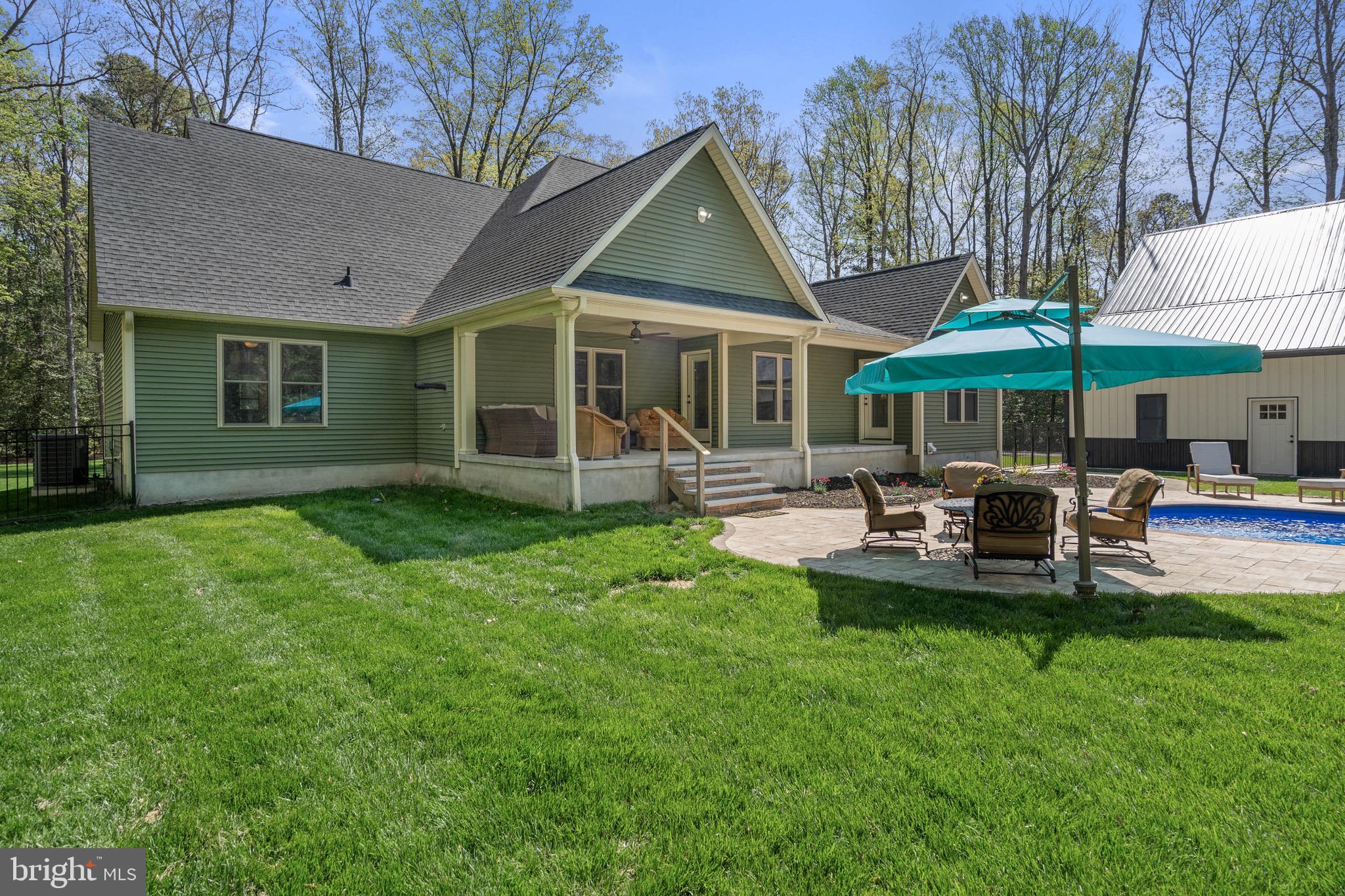 DEEP BRANCH FOREST - Residential