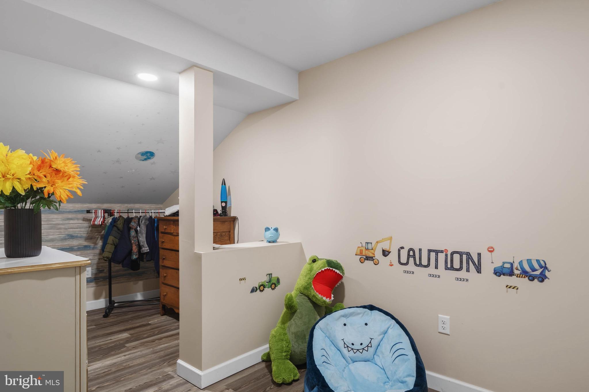 DEEP BRANCH FOREST - Residential