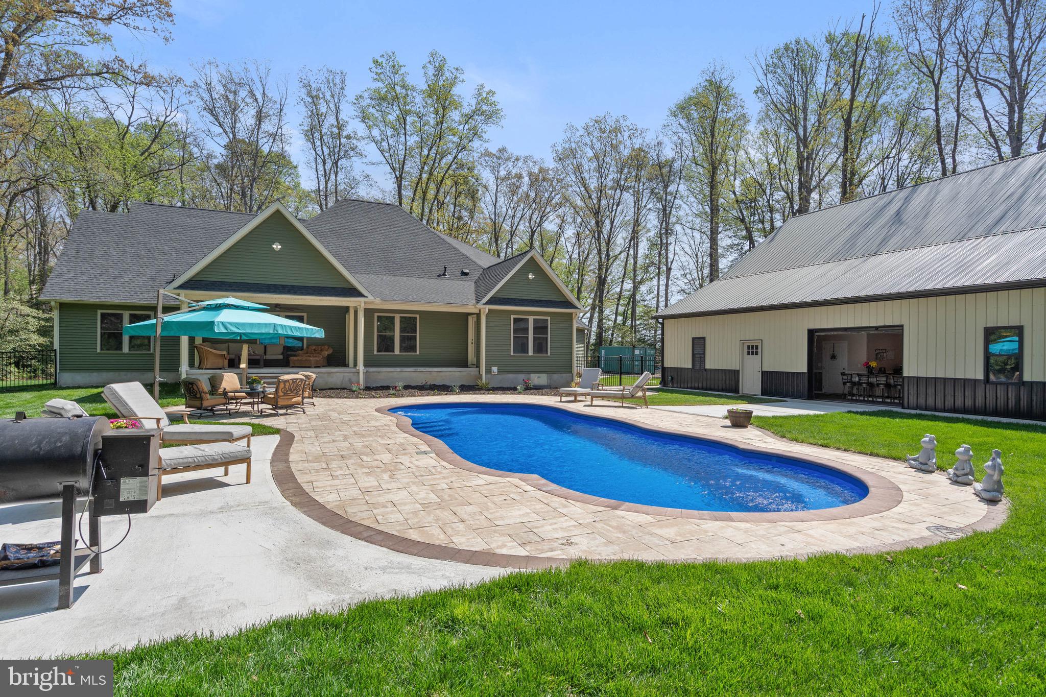 DEEP BRANCH FOREST - Residential